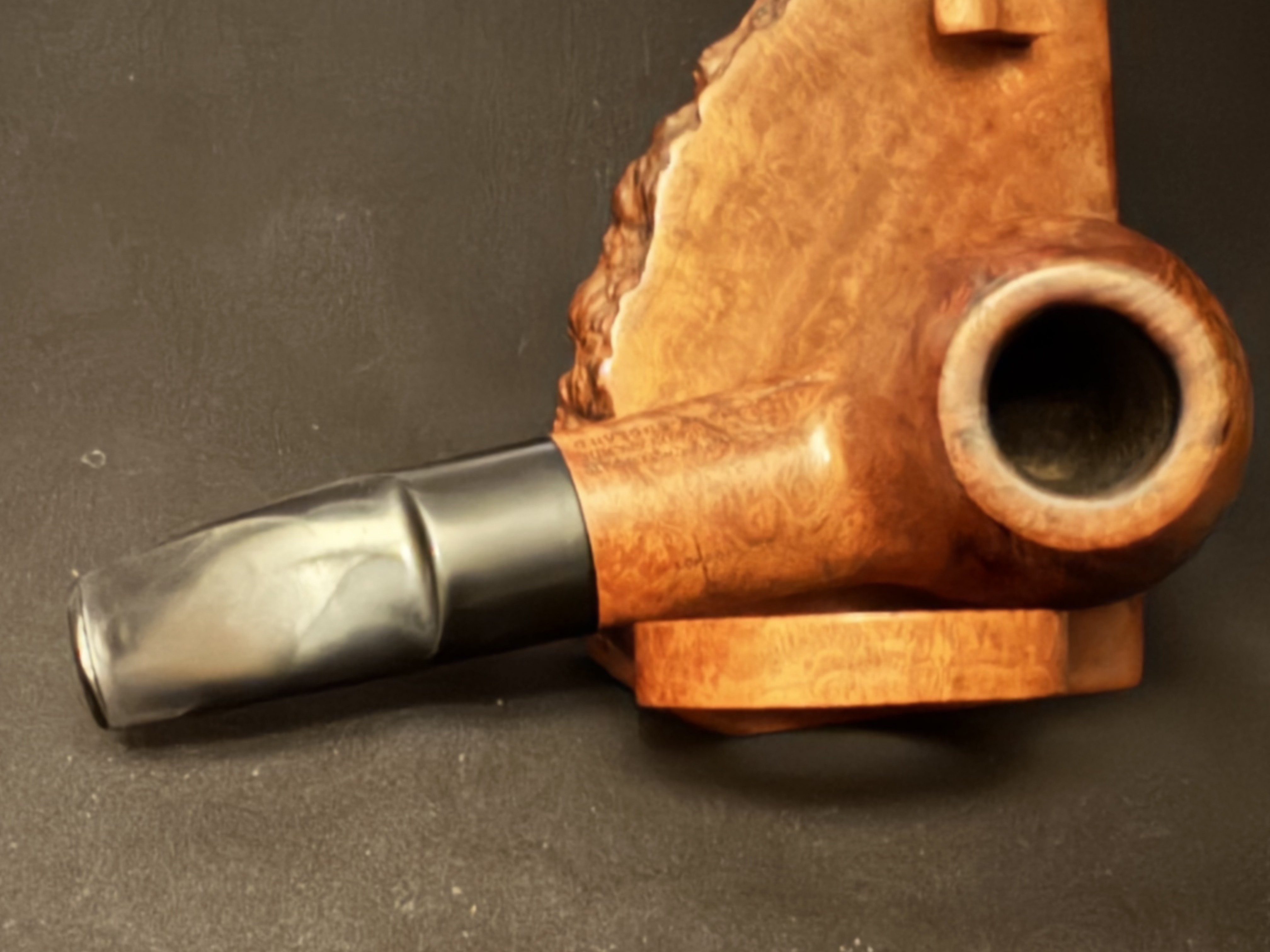 Sullivan Powell & Co Ltd Bent Apple Smooth Briar Estate Pipe, London 5