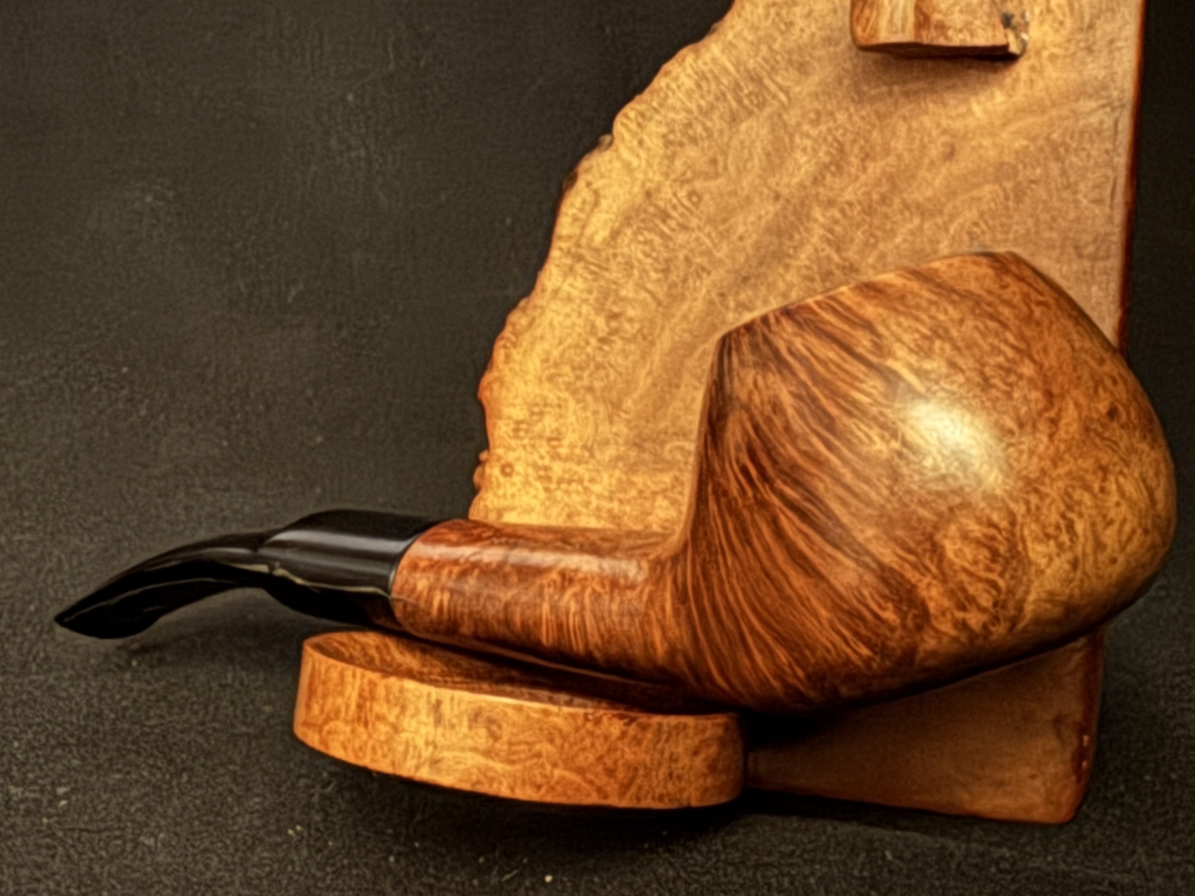 Sullivan Powell & Co Ltd Bent Apple Smooth Briar Estate Pipe, London 7