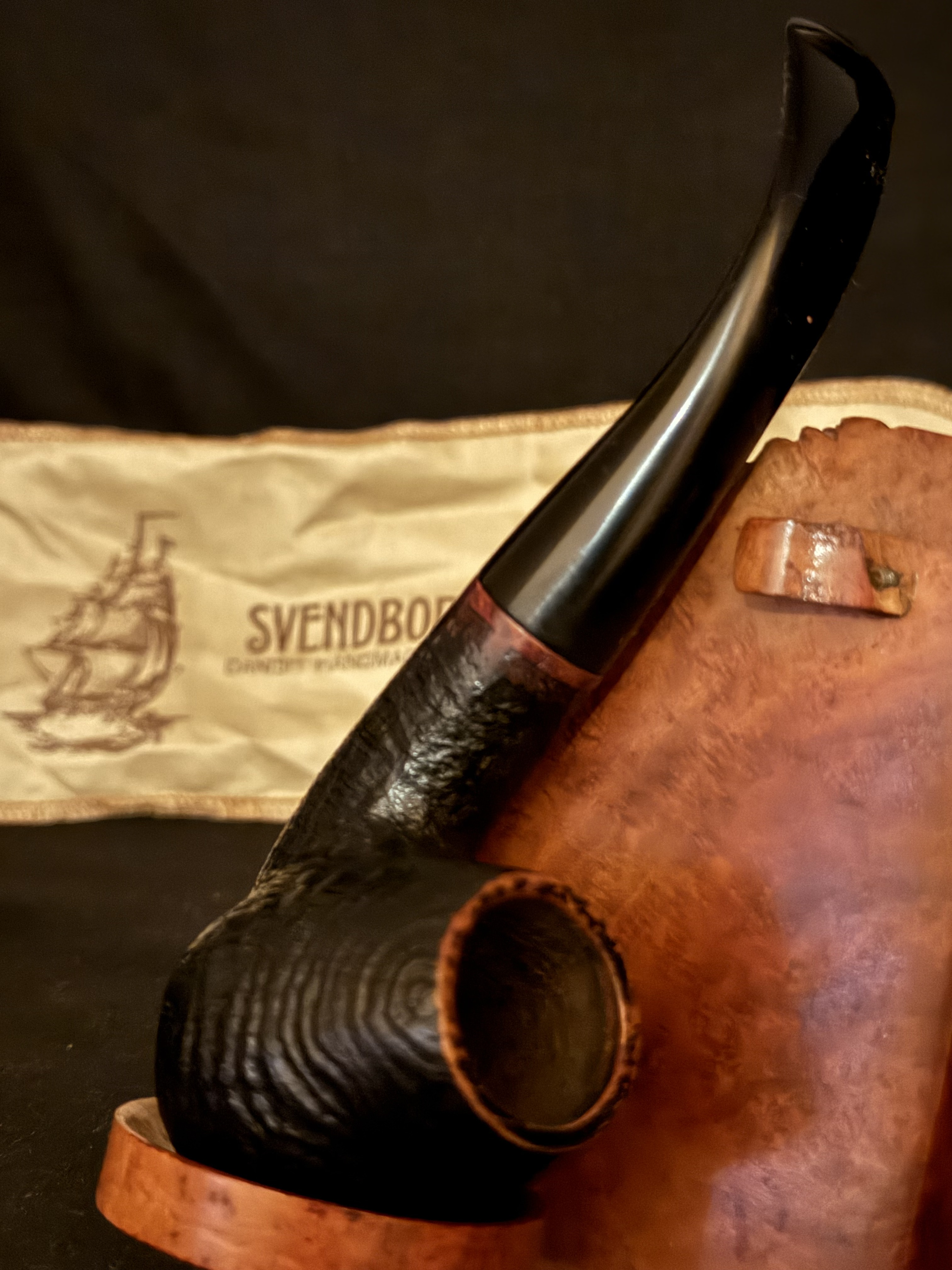 Svendborg Bark 308 Sandblast Bent Brandy Pipe, Danish Hand Made, with Sleeve 2
