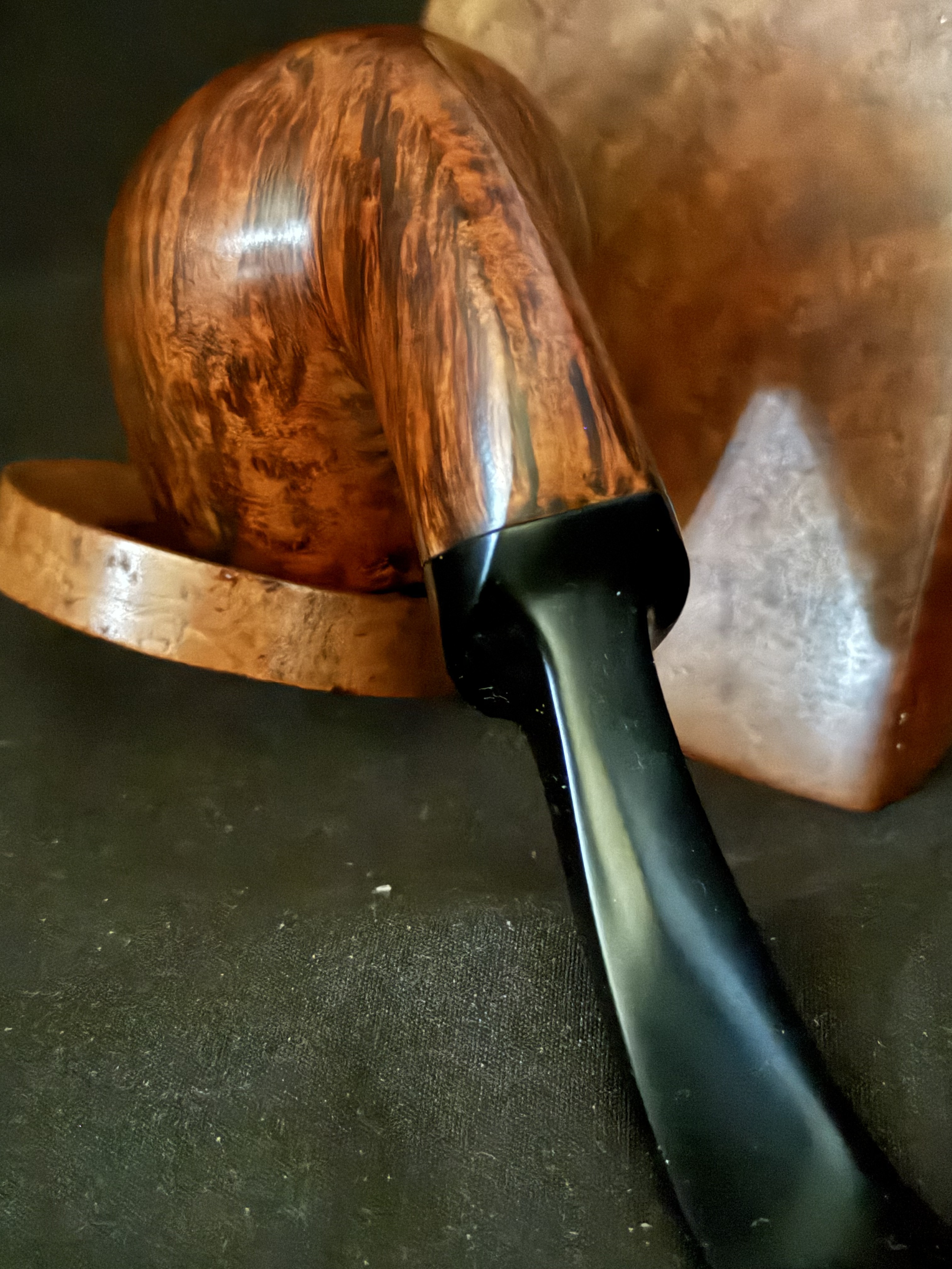 Svendborg C Danish Hand Carved Smooth Full Bent Apple Freehand Pipe, Saddle Stem 14