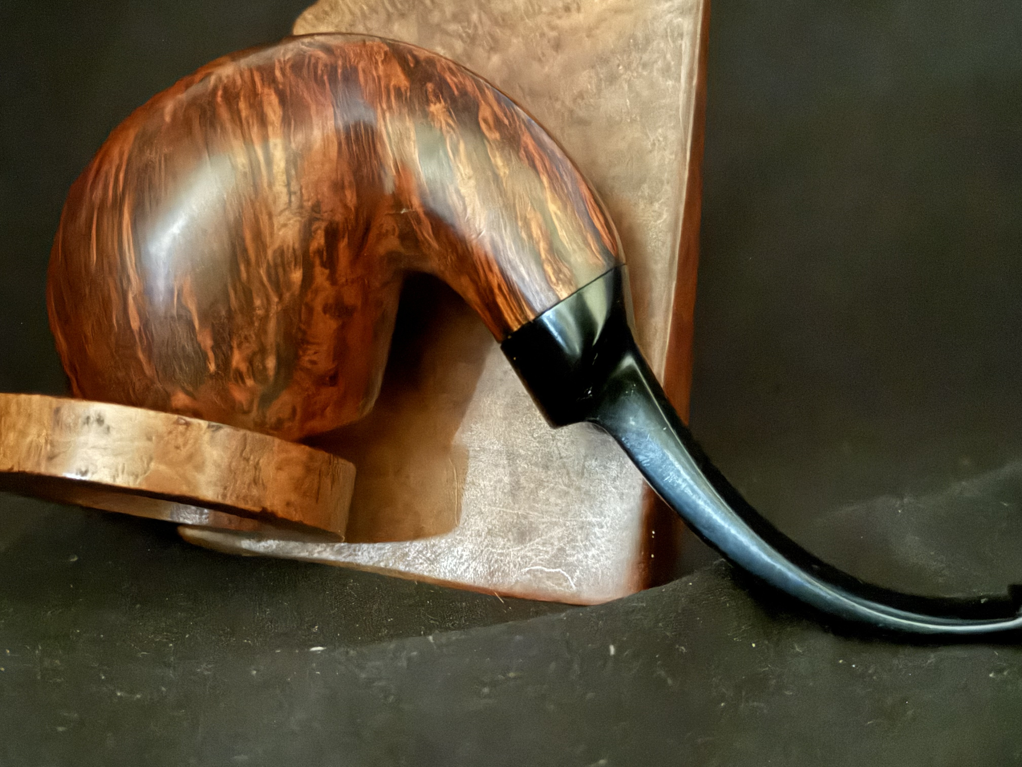 Svendborg C Danish Hand Carved Smooth Full Bent Apple Freehand Pipe, Saddle Stem 15