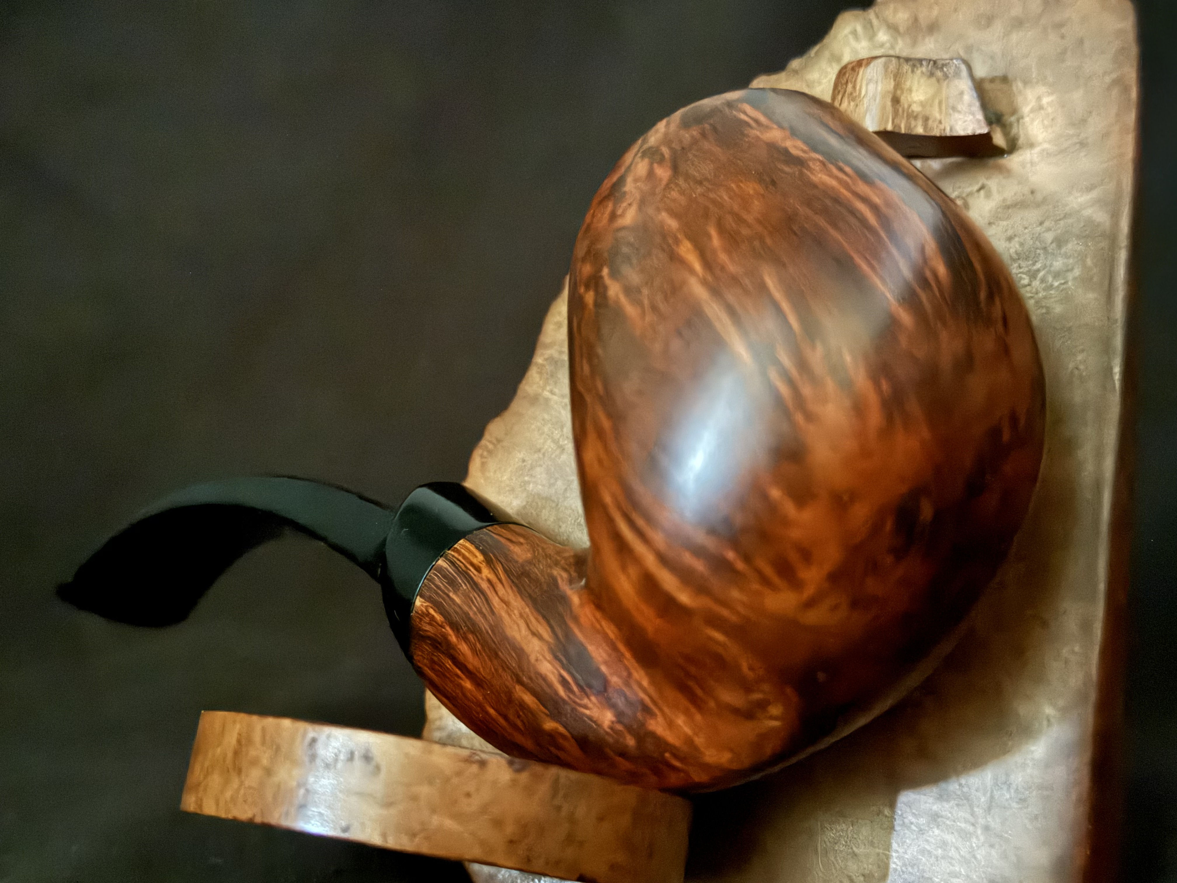 Svendborg C Danish Hand Carved Smooth Full Bent Apple Freehand Pipe, Saddle Stem 16