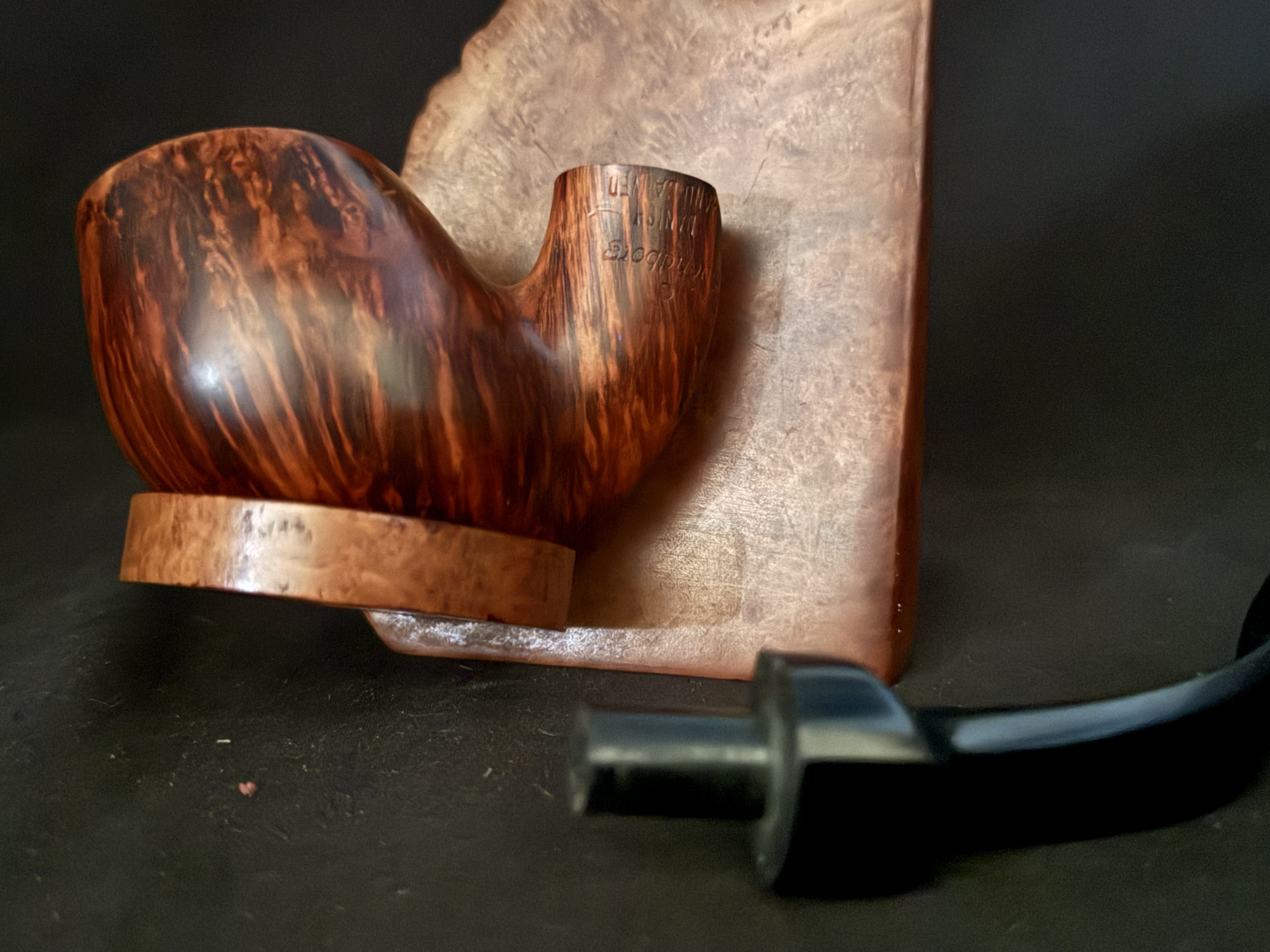 Svendborg C Danish Hand Carved Smooth Full Bent Apple Freehand Pipe, Saddle Stem 22