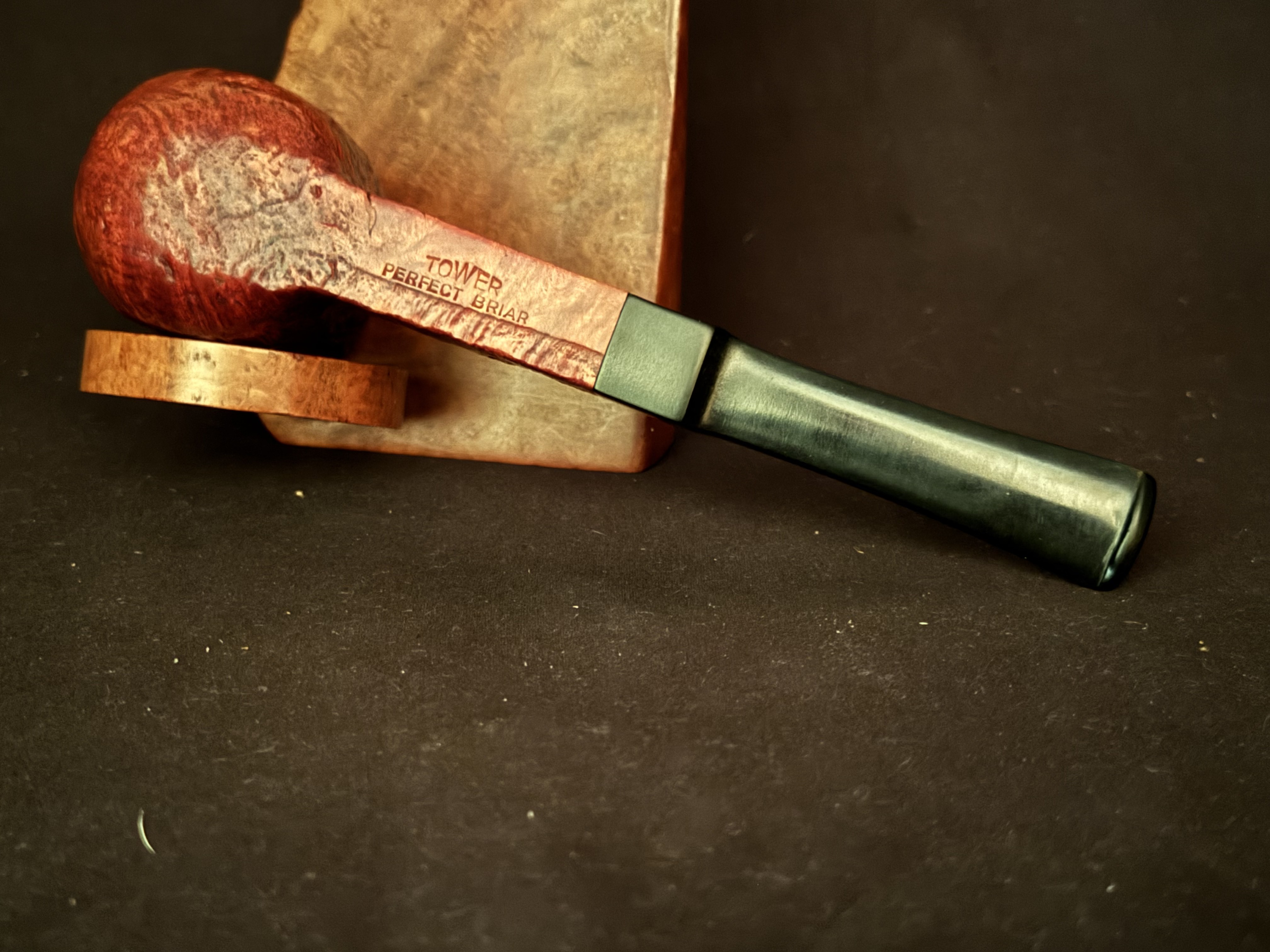 Tower Perfect Briar Sandblast Paneled Billiard Estate Pipe - Vulcanite Saddle Stem, Fishtail Mouthpiece