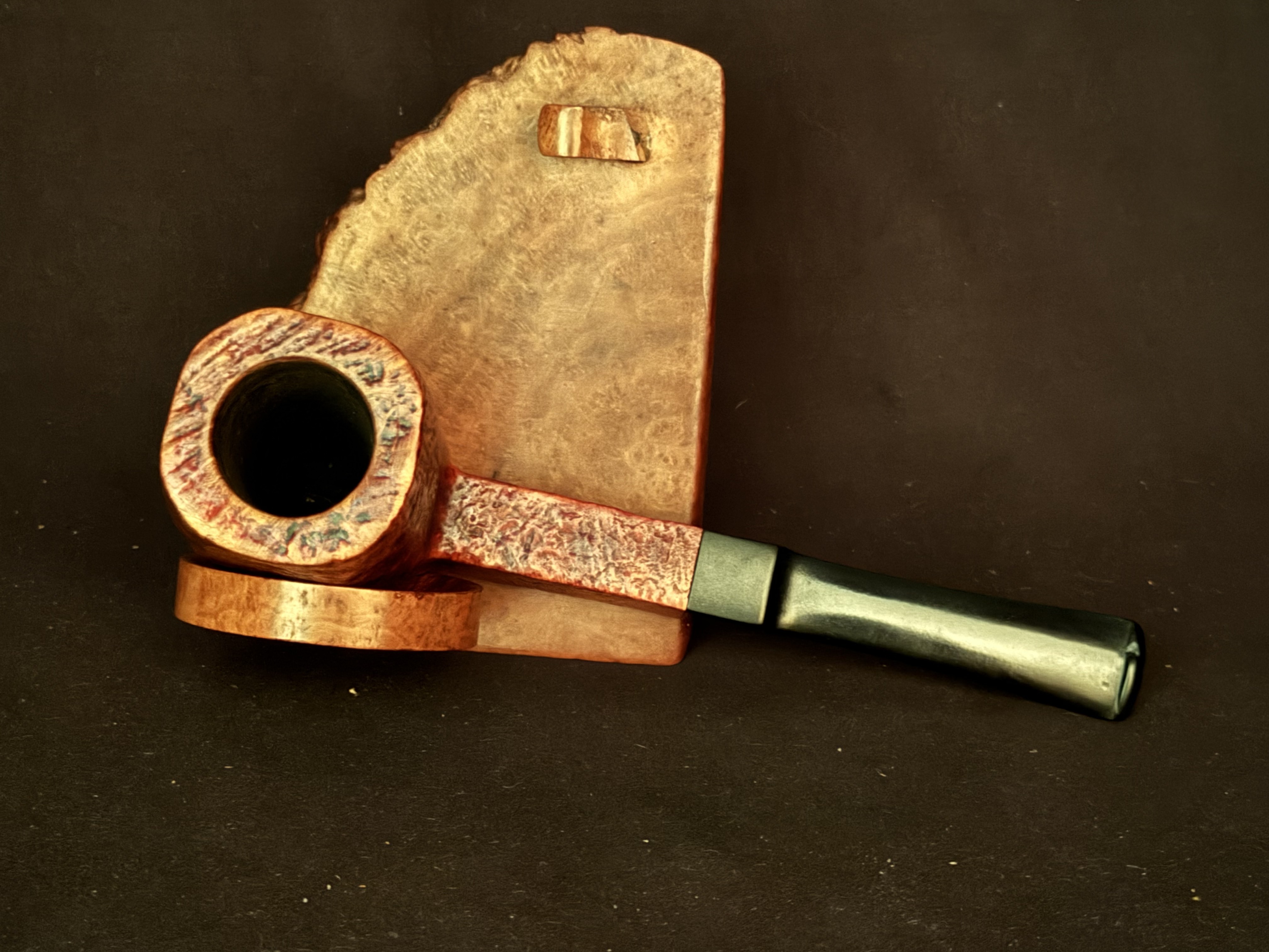 Tower Perfect Briar Sandblast Paneled Billiard Estate Pipe - Vulcanite Saddle Stem, Fishtail Mouthpiece 5