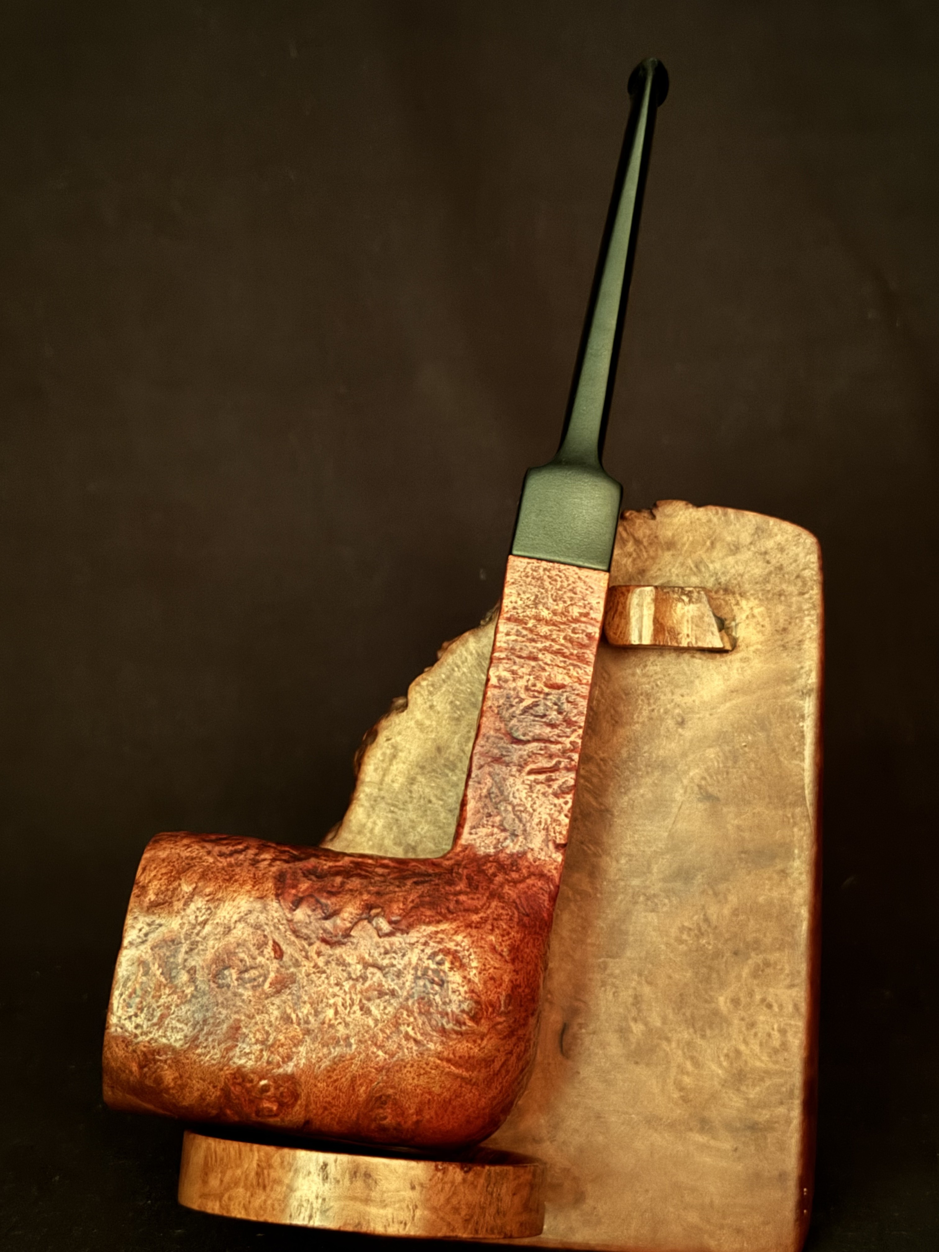 Tower Perfect Briar Sandblast Paneled Billiard Estate Pipe - Vulcanite Saddle Stem, Fishtail Mouthpiece 9