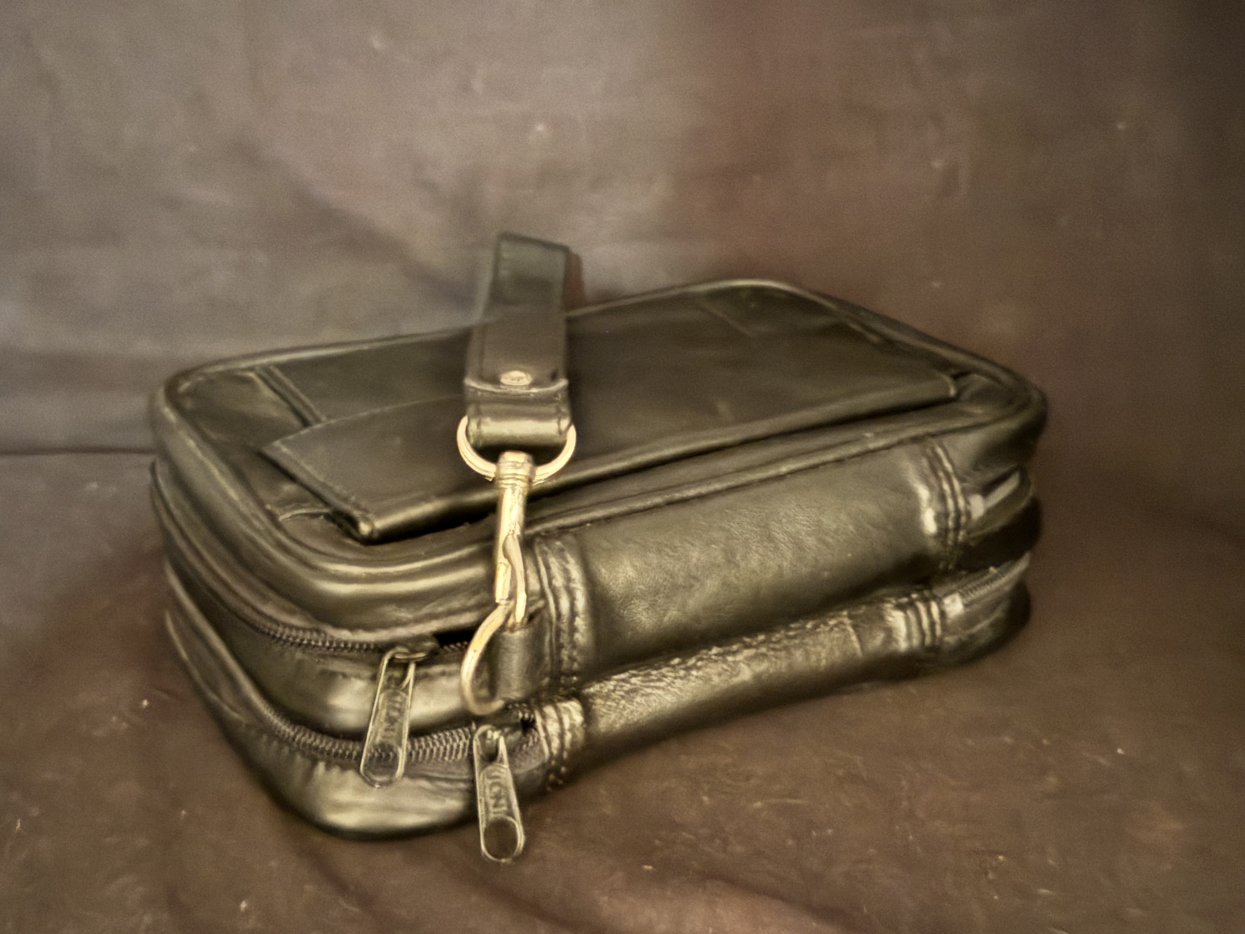 Leather 4-Pipe Accessory Case 8