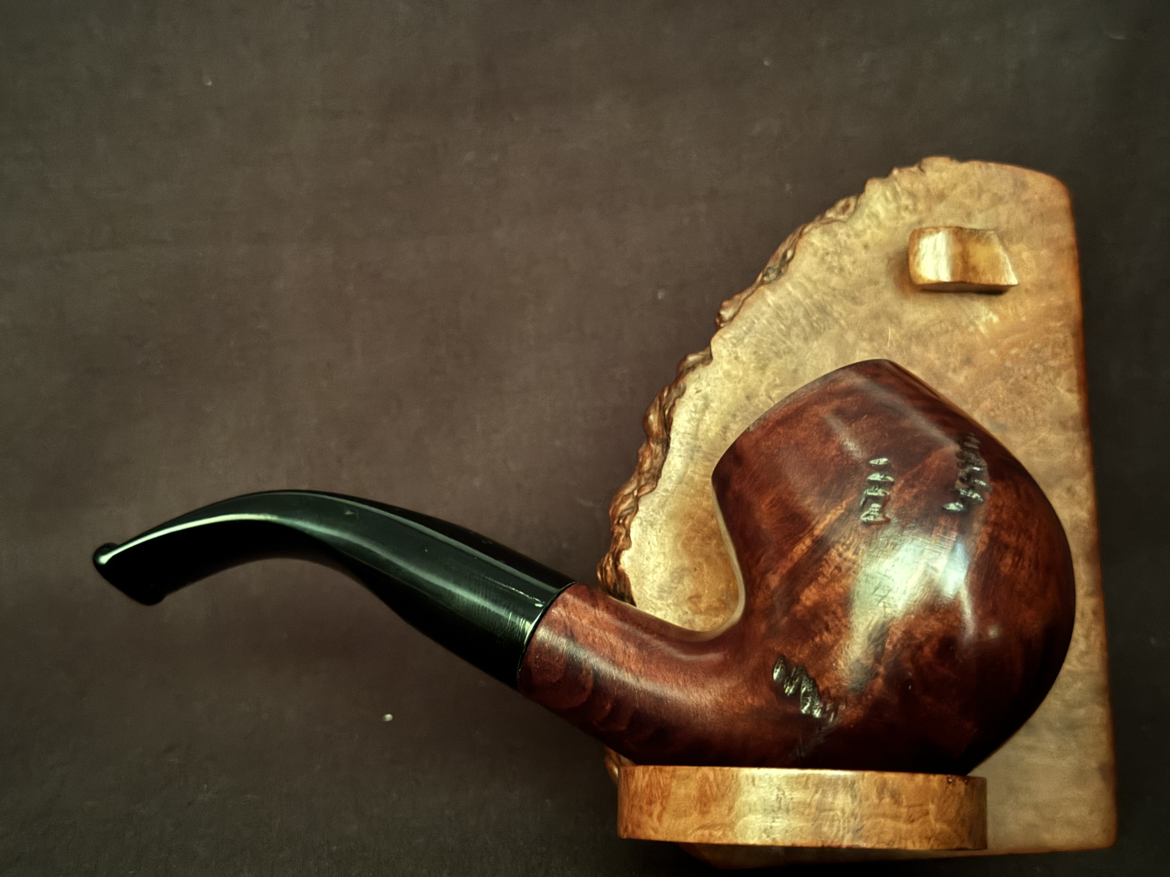 Unmarked Smooth Bent Brandy Briar Pipe, Black Acrylic Stem, 9mm Filter Estate 4