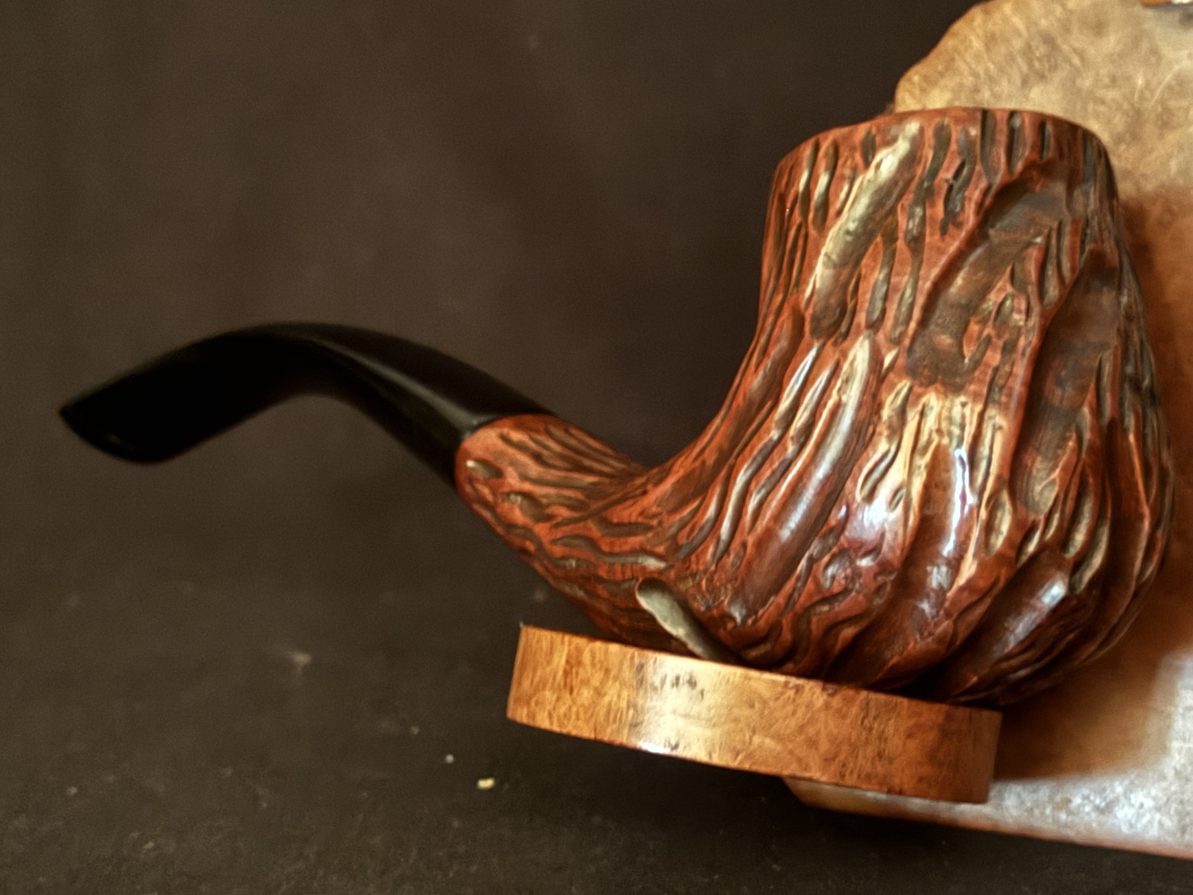 "Vanguard Super" Rusticated Bent Billiard Estate Pipe - Oval Shank Vulcanite Fishtail Stem 8