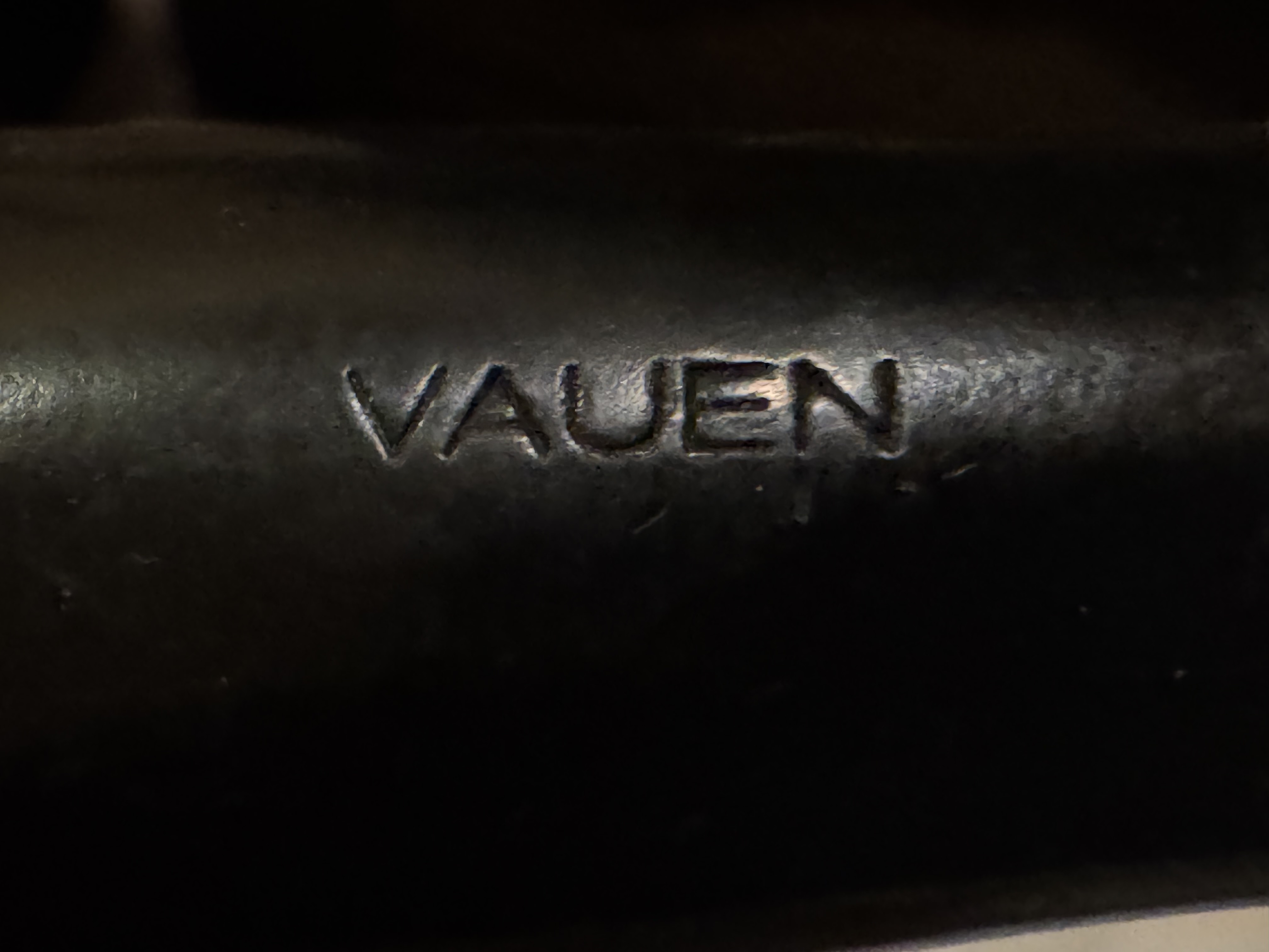 Vauen Apple Shape Smooth Ebony Finish Vulcanite Tapered Stem 9mm Fishtail Estate Pipe 10