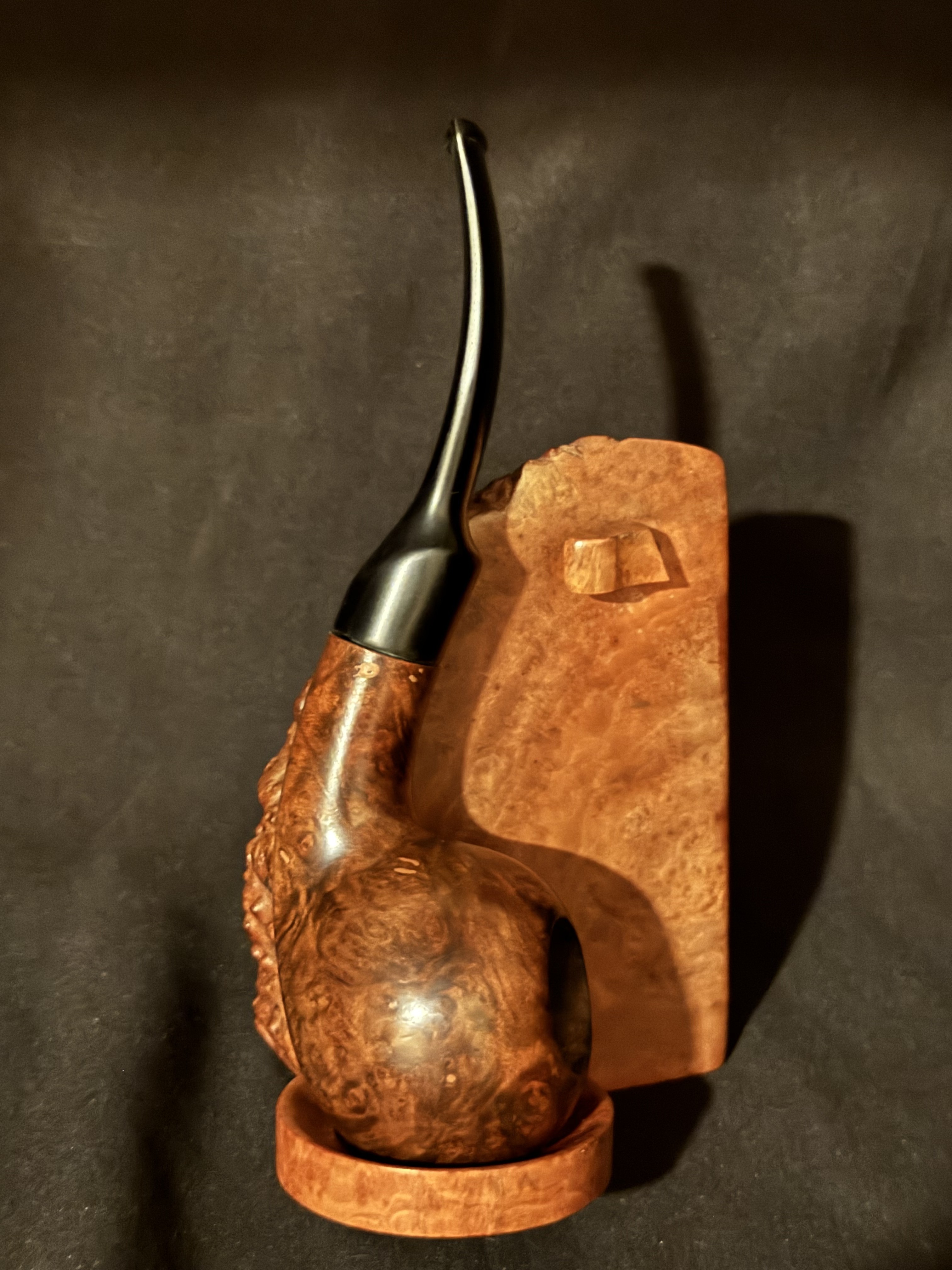 Vauen Dr. Perl 3077 Smooth Bent Tomato Estate Pipe, Saddle Stem 2