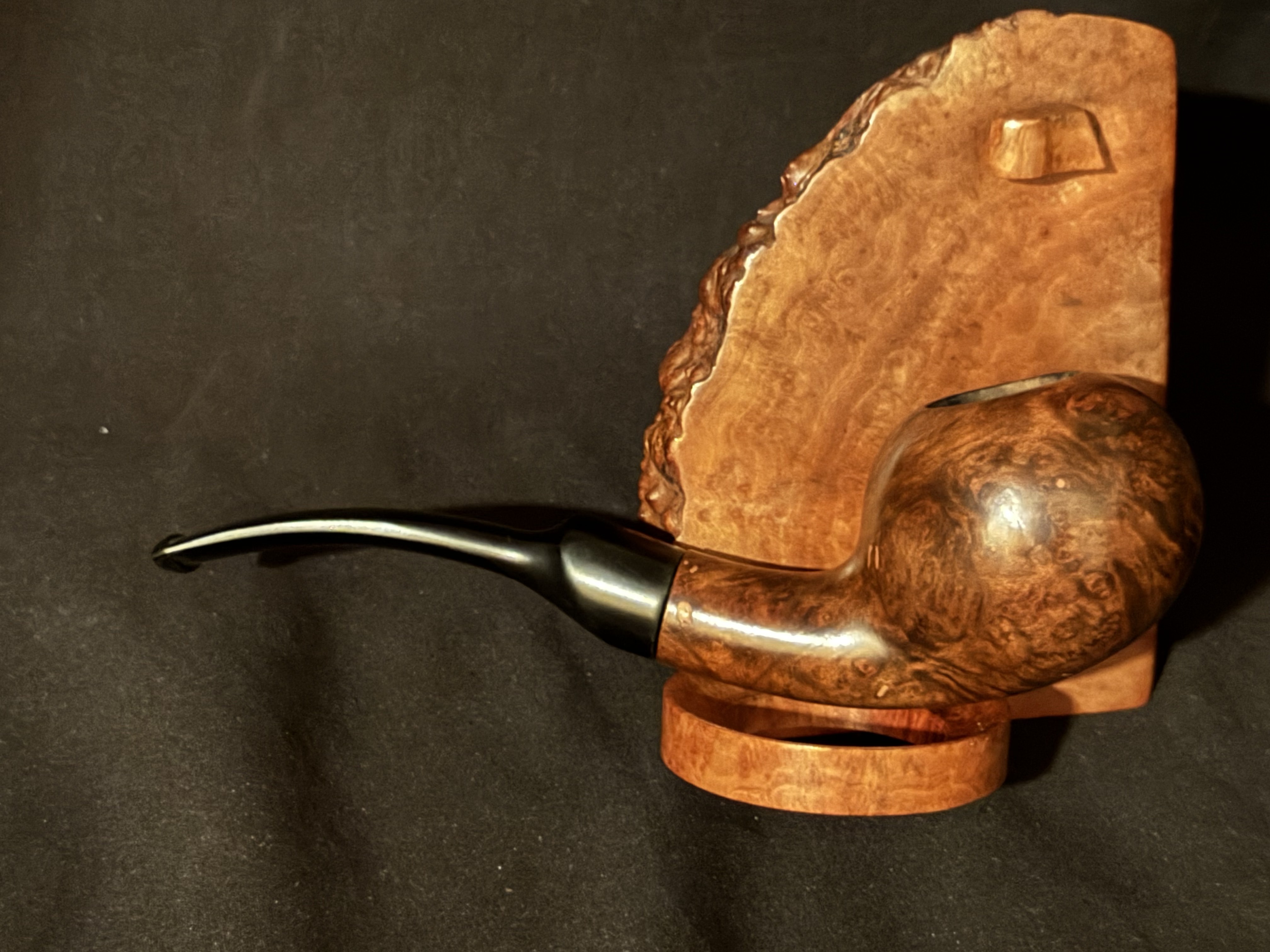 Vauen Dr. Perl 3077 Smooth Bent Tomato Estate Pipe, Saddle Stem 4