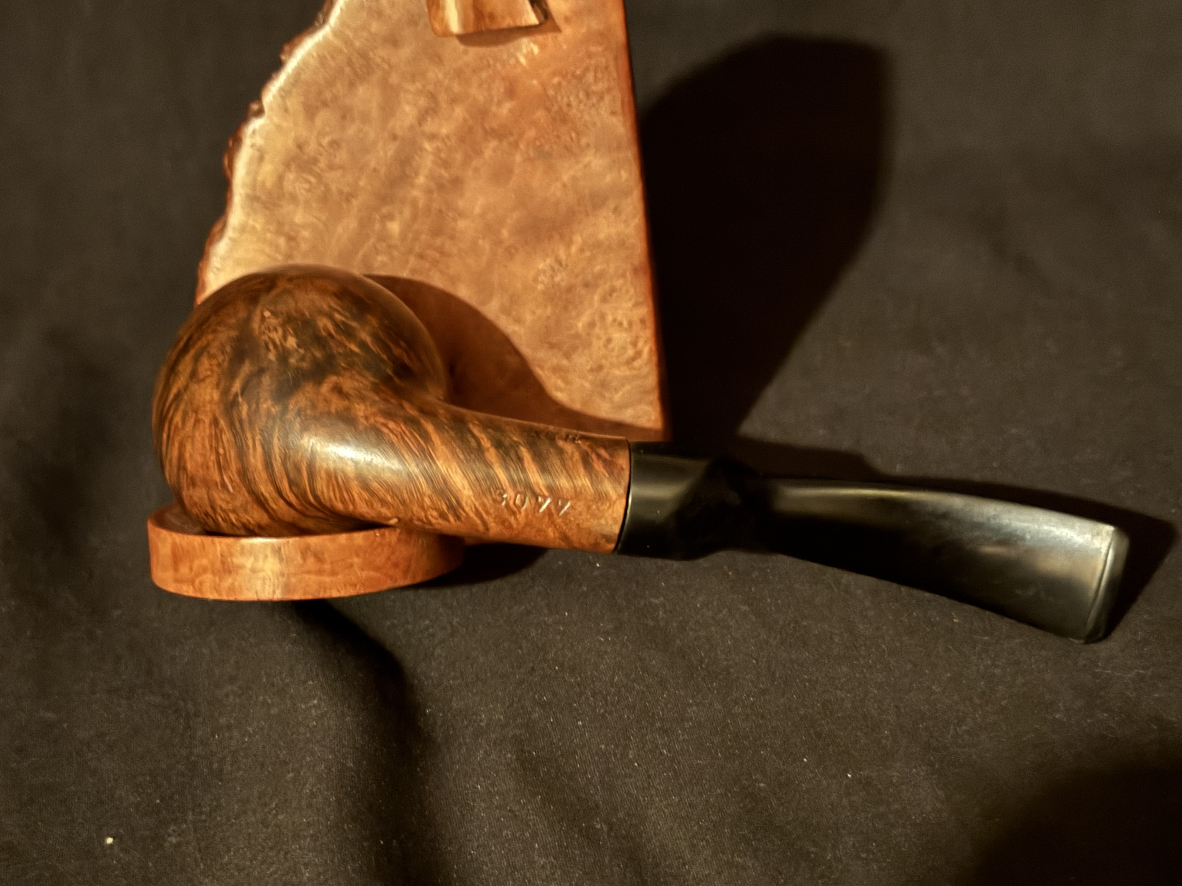 Vauen Dr. Perl 3077 Smooth Bent Tomato Estate Pipe, Saddle Stem 6