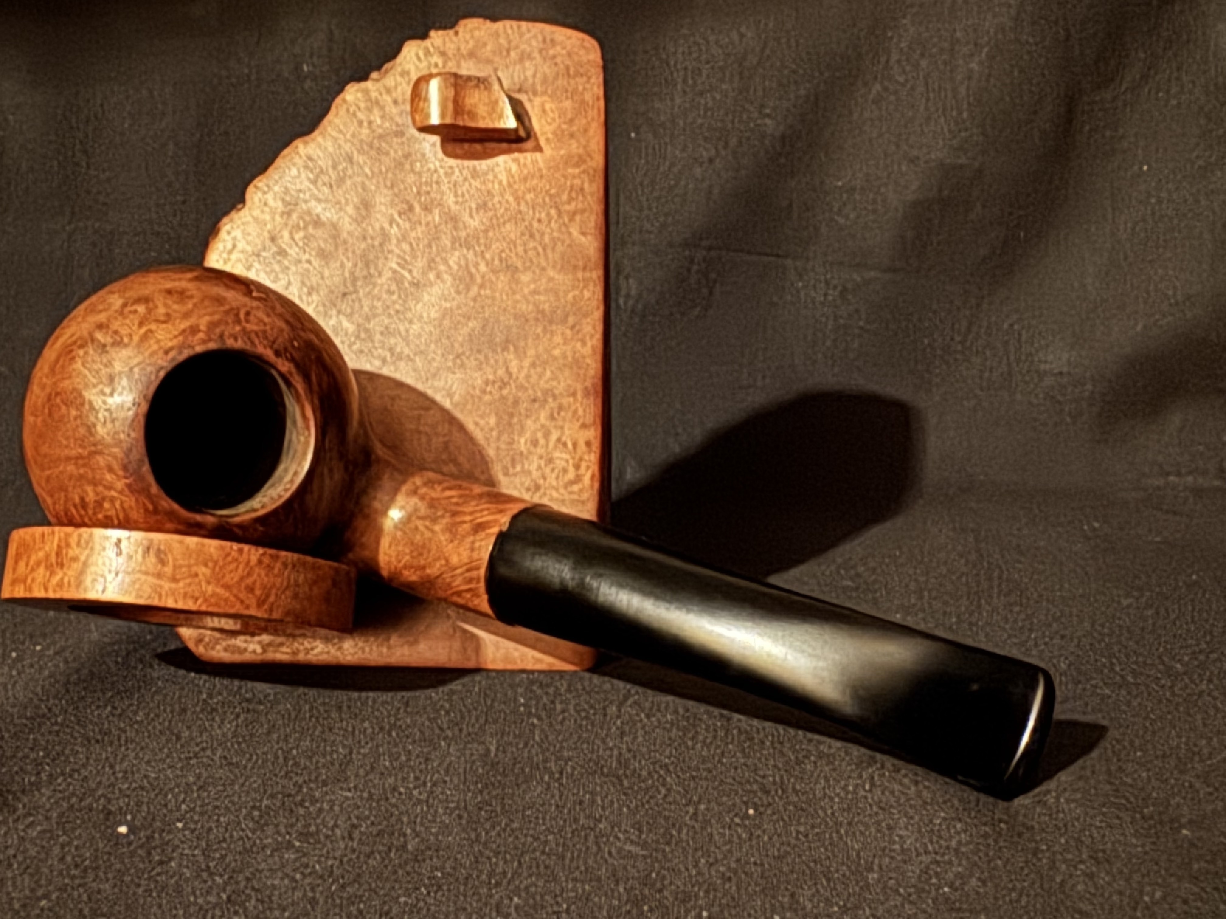 Vauen Dr. Perl 3083 Smooth Full Bent Apple Estate Pipe, Vulcanite Stem 9