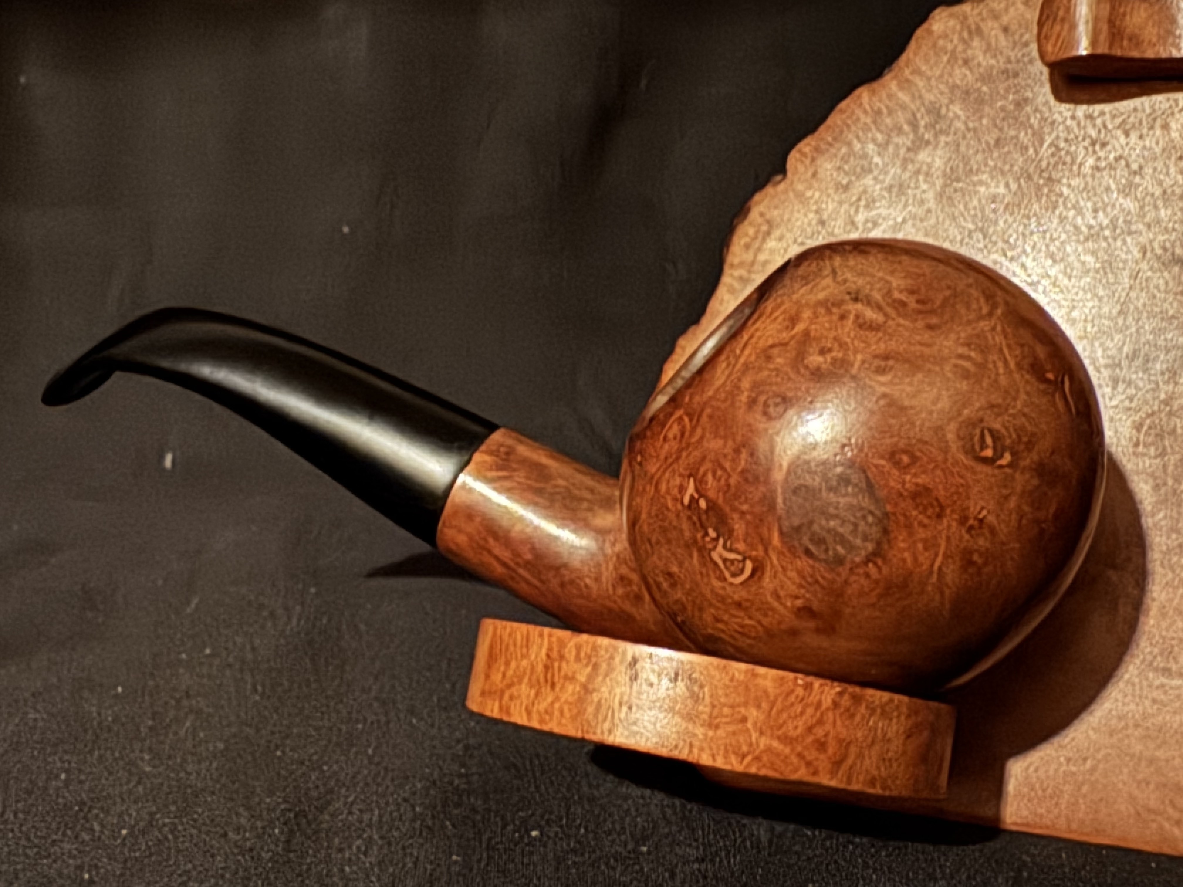 Vauen Dr. Perl 3083 Smooth Full Bent Apple Estate Pipe, Vulcanite Stem 7