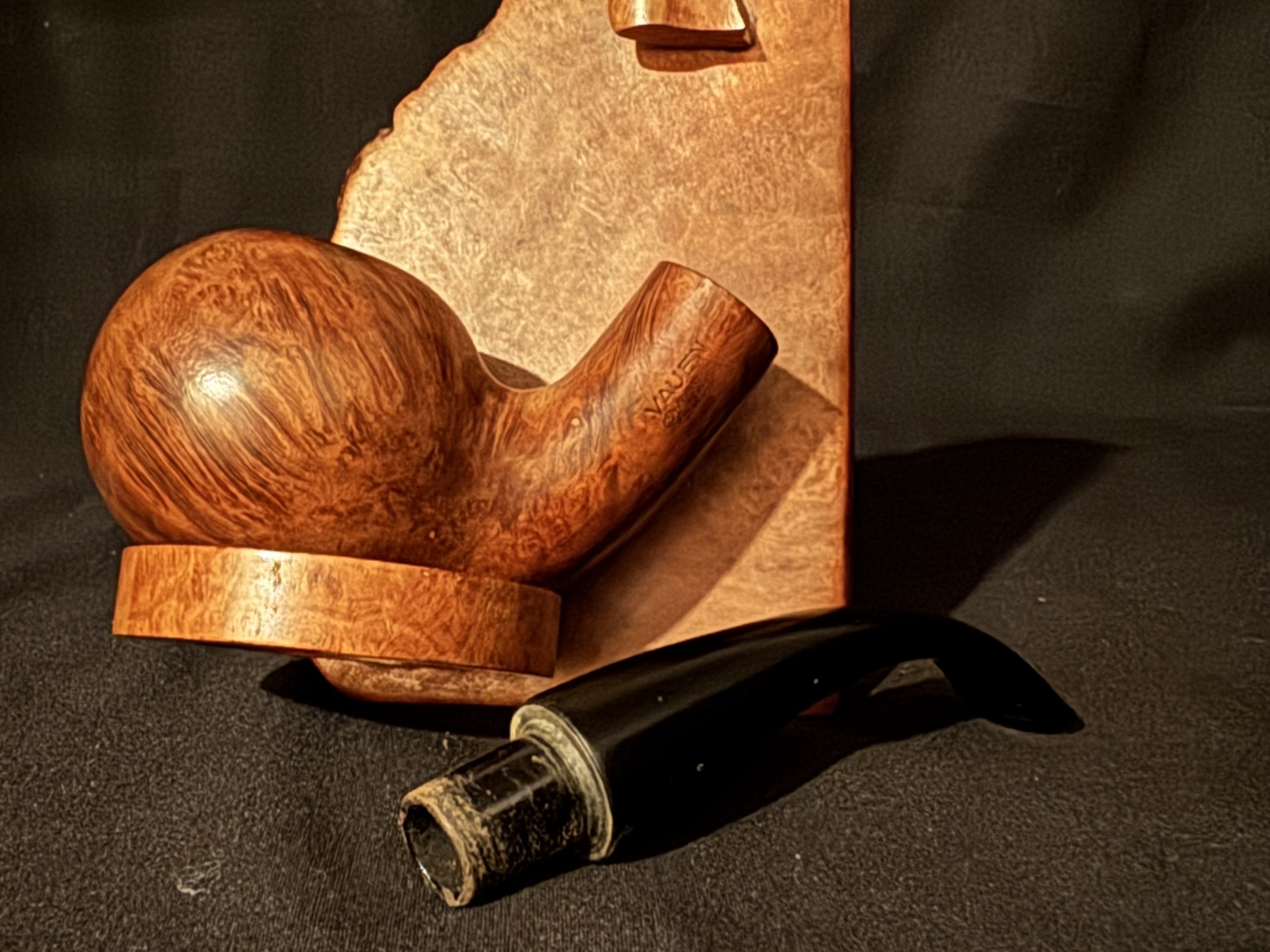 Vauen Dr. Perl 3083 Smooth Full Bent Apple Estate Pipe, Vulcanite Stem 8