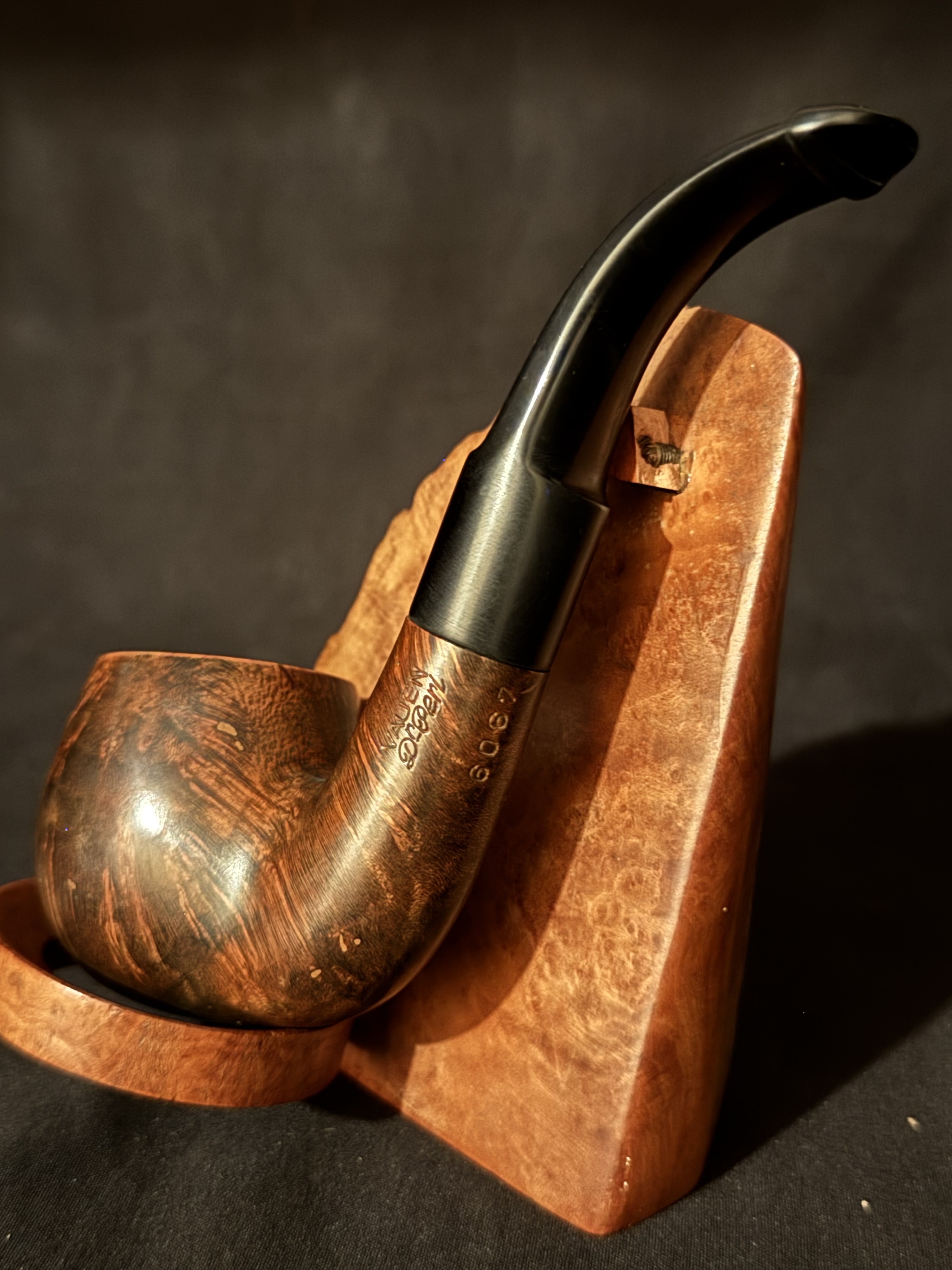 Vauen Dr. Perl 6067 Smooth Full Bent Apple Estate Pipe P-Lip 9mm