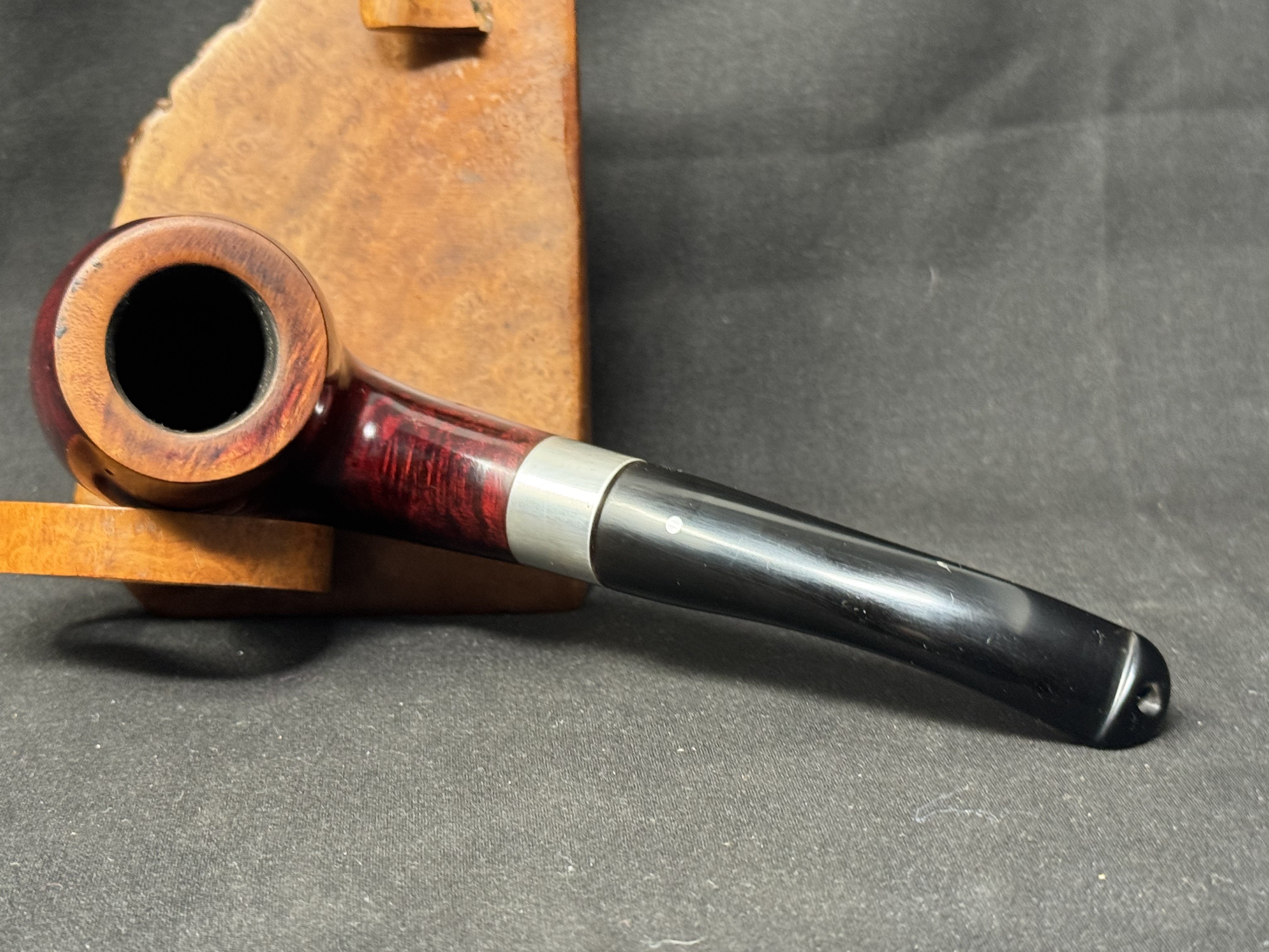 Vauen Luxus 8035 Bent Smooth Red Mottled Silver Band Estate Pipe, 1920s+ 5