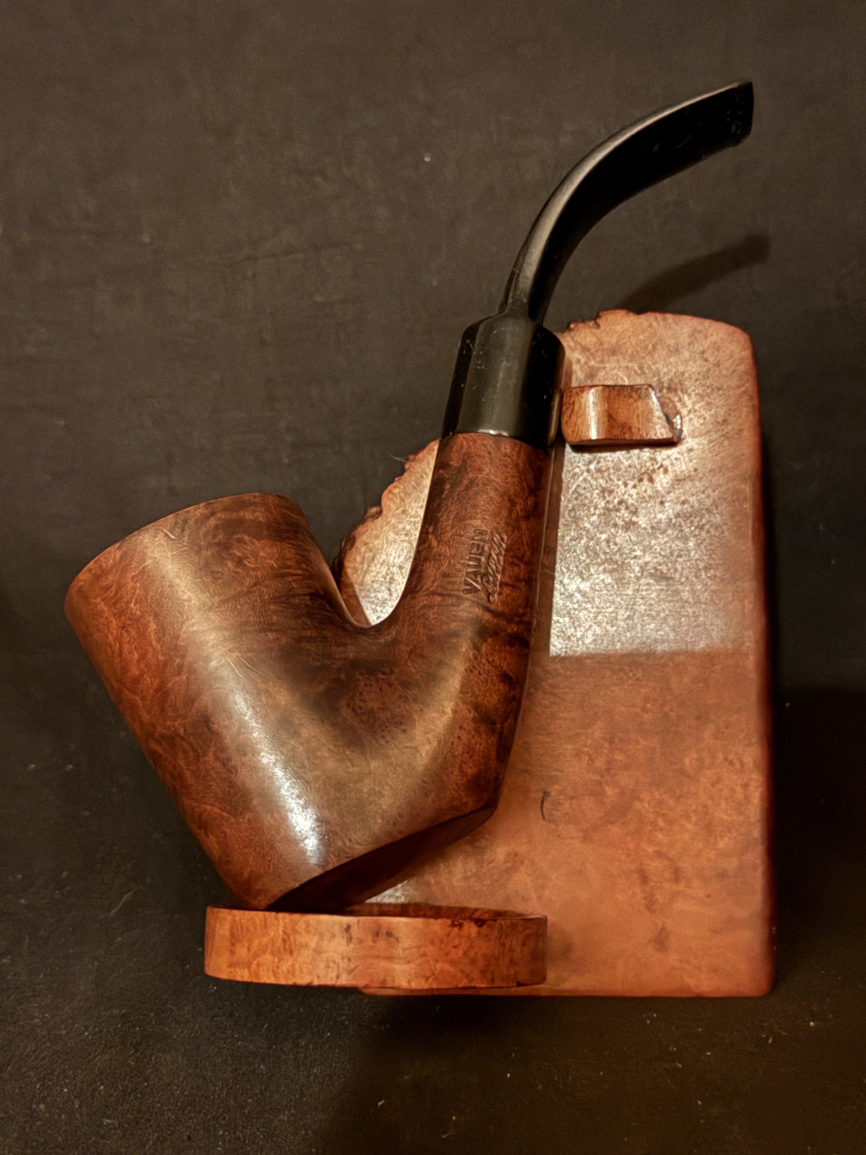Vauen Luxus 037 Smooth Bent Dublin Sitter Estate Pipe with Vulcanite Saddle Stem and 9mm Filter