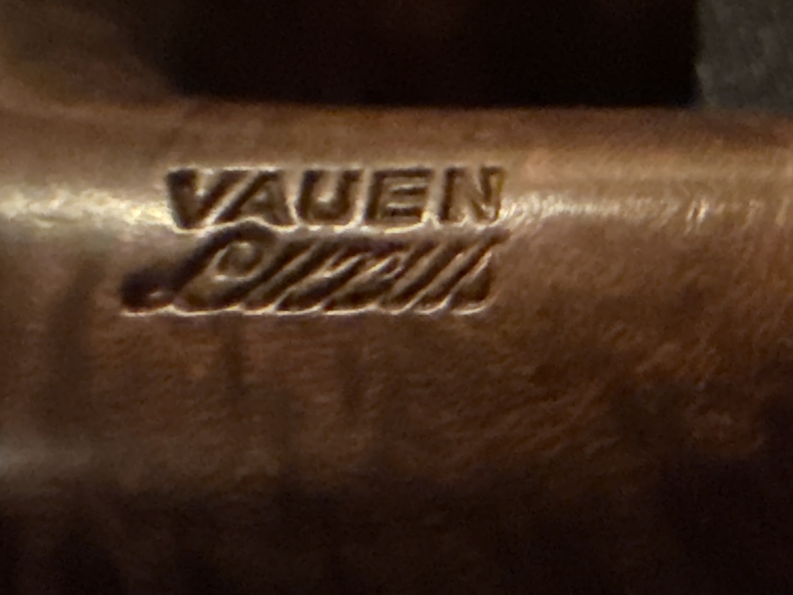 Vauen Luxus 037 Smooth Bent Dublin Sitter Estate Pipe with Vulcanite Saddle Stem and 9mm Filter 11