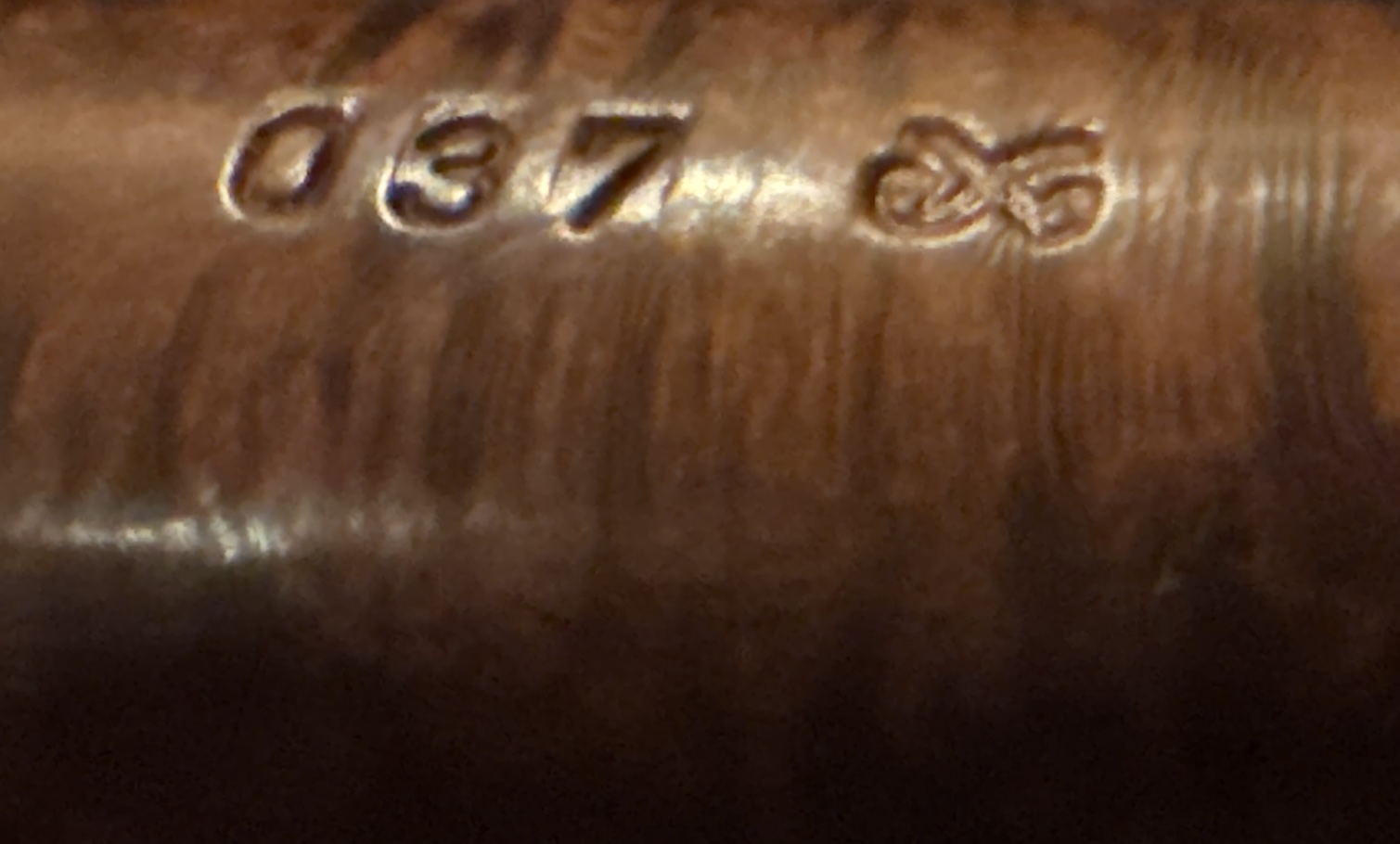 Vauen Luxus 037 Smooth Bent Dublin Sitter Estate Pipe with Vulcanite Saddle Stem and 9mm Filter 12