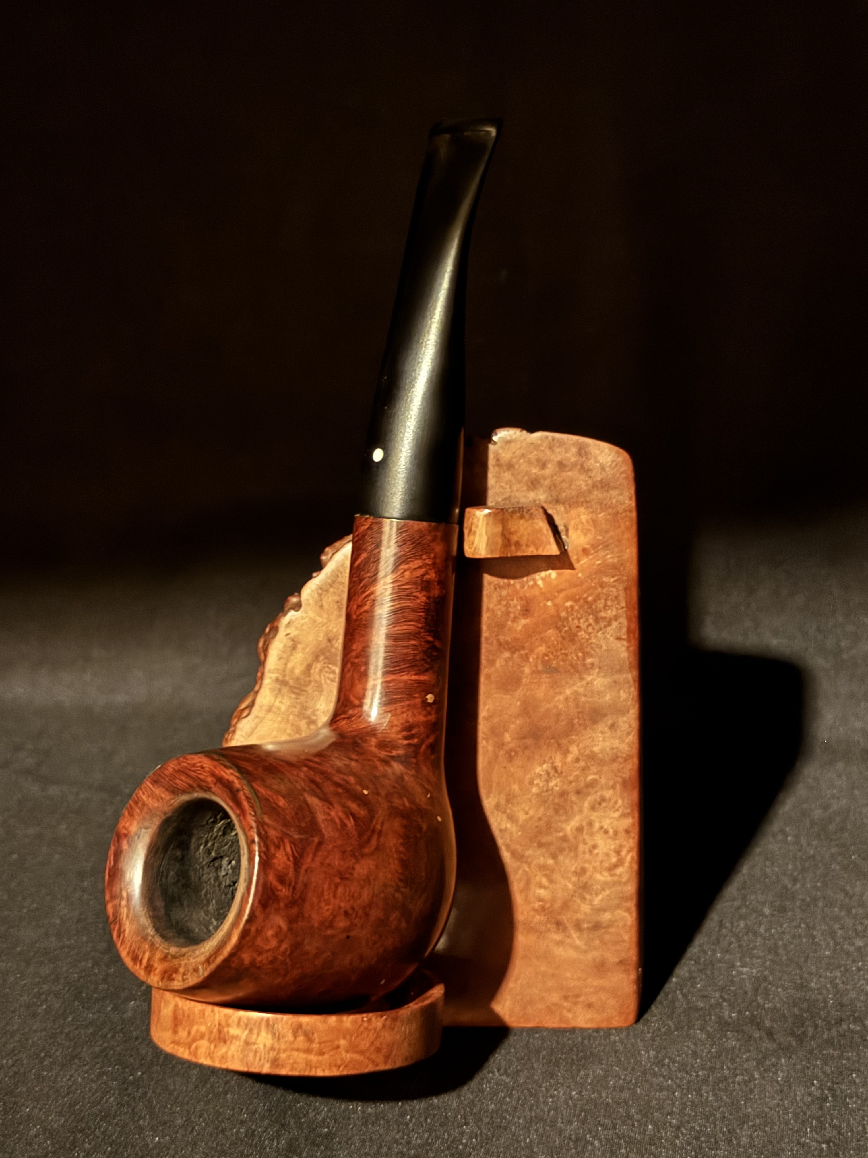 Vauen Straight Billiard 43 Smooth Briar Estate Pipe, 9mm Filter, Vertical Grain