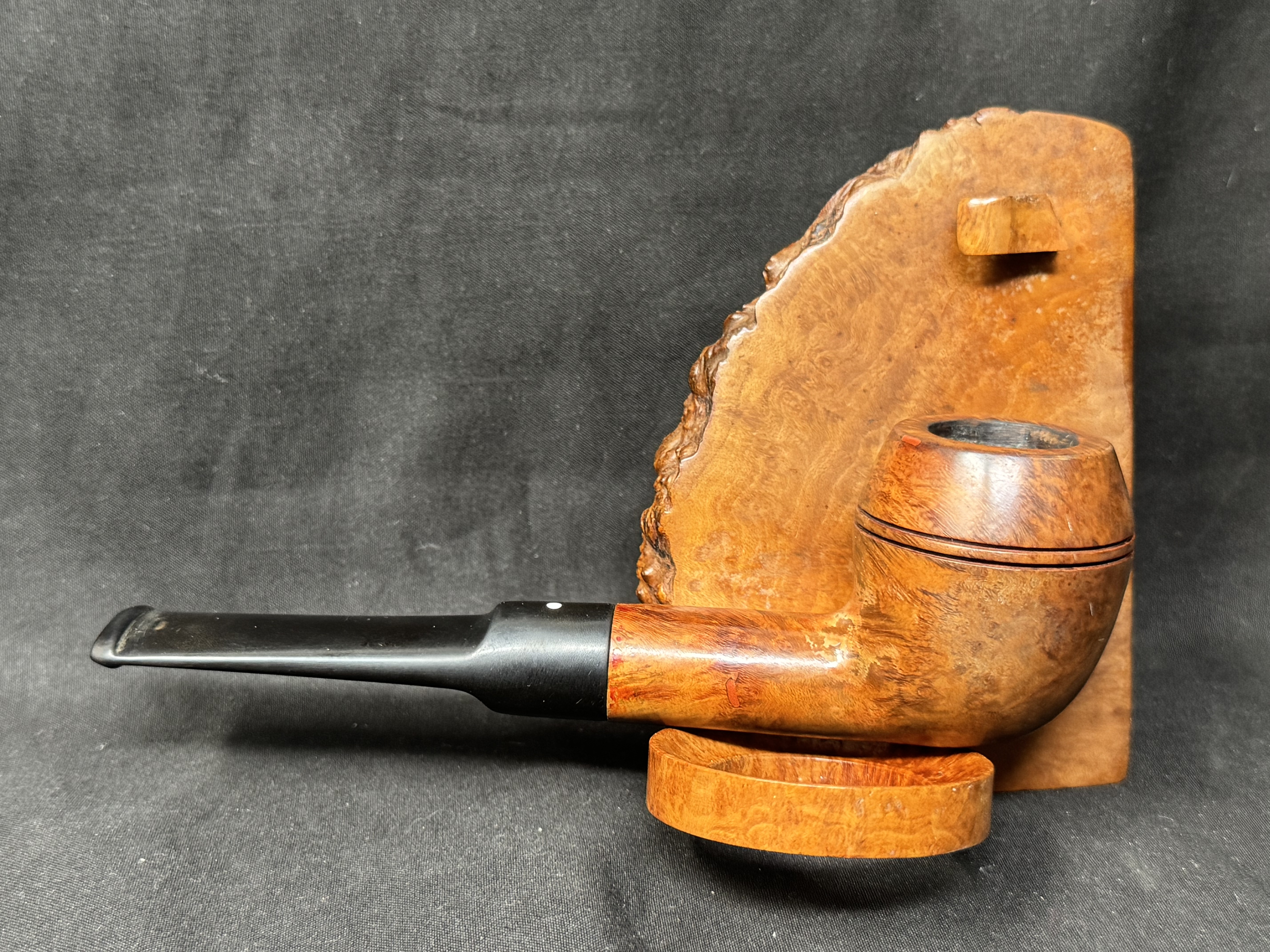Vauen Straight Rhodesian Saddle Vulcanite Stem Estate Pipe