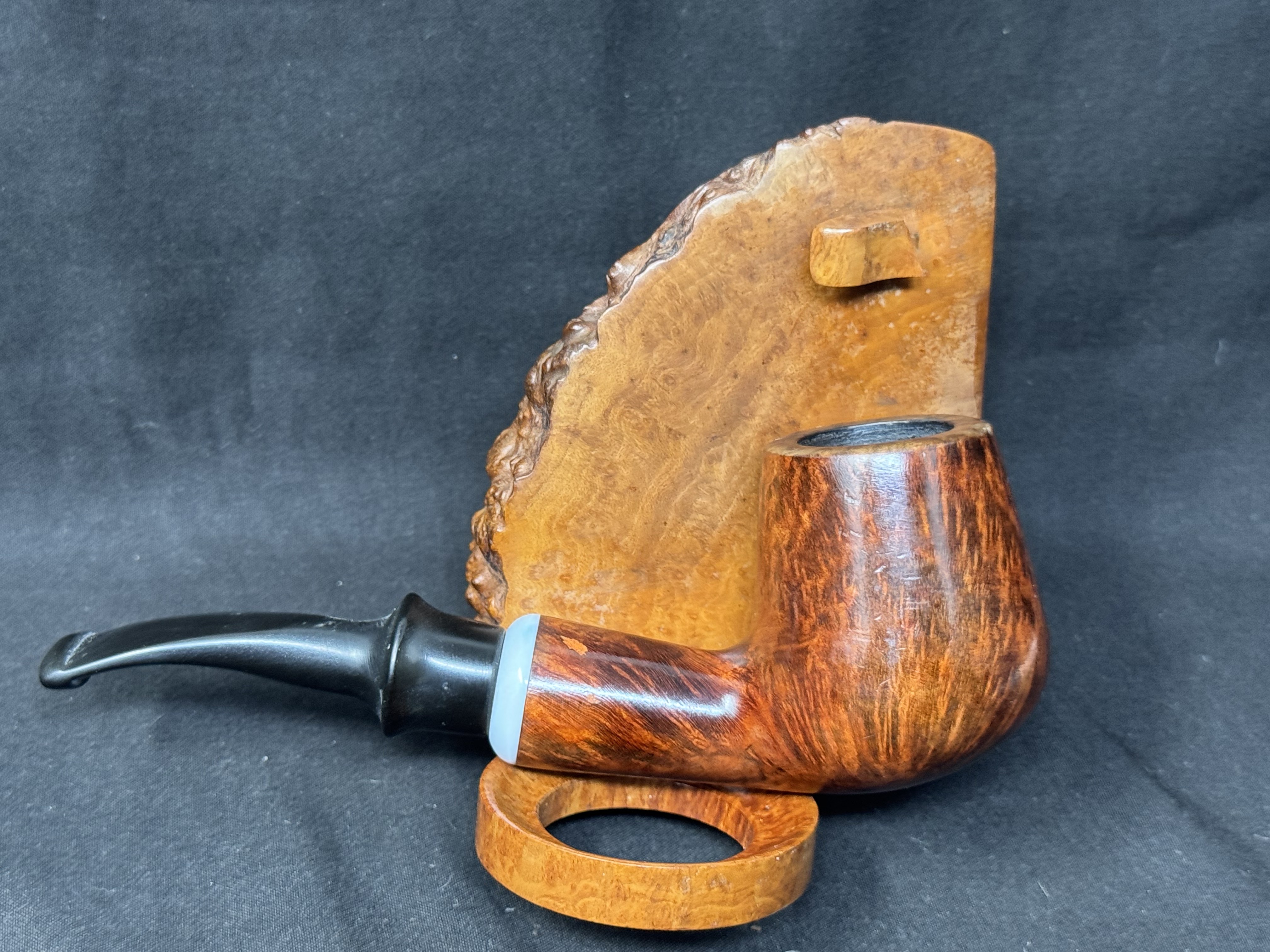 Venini White Band Smooth Bent Apple Estate Pipe - Vintage Briar 3