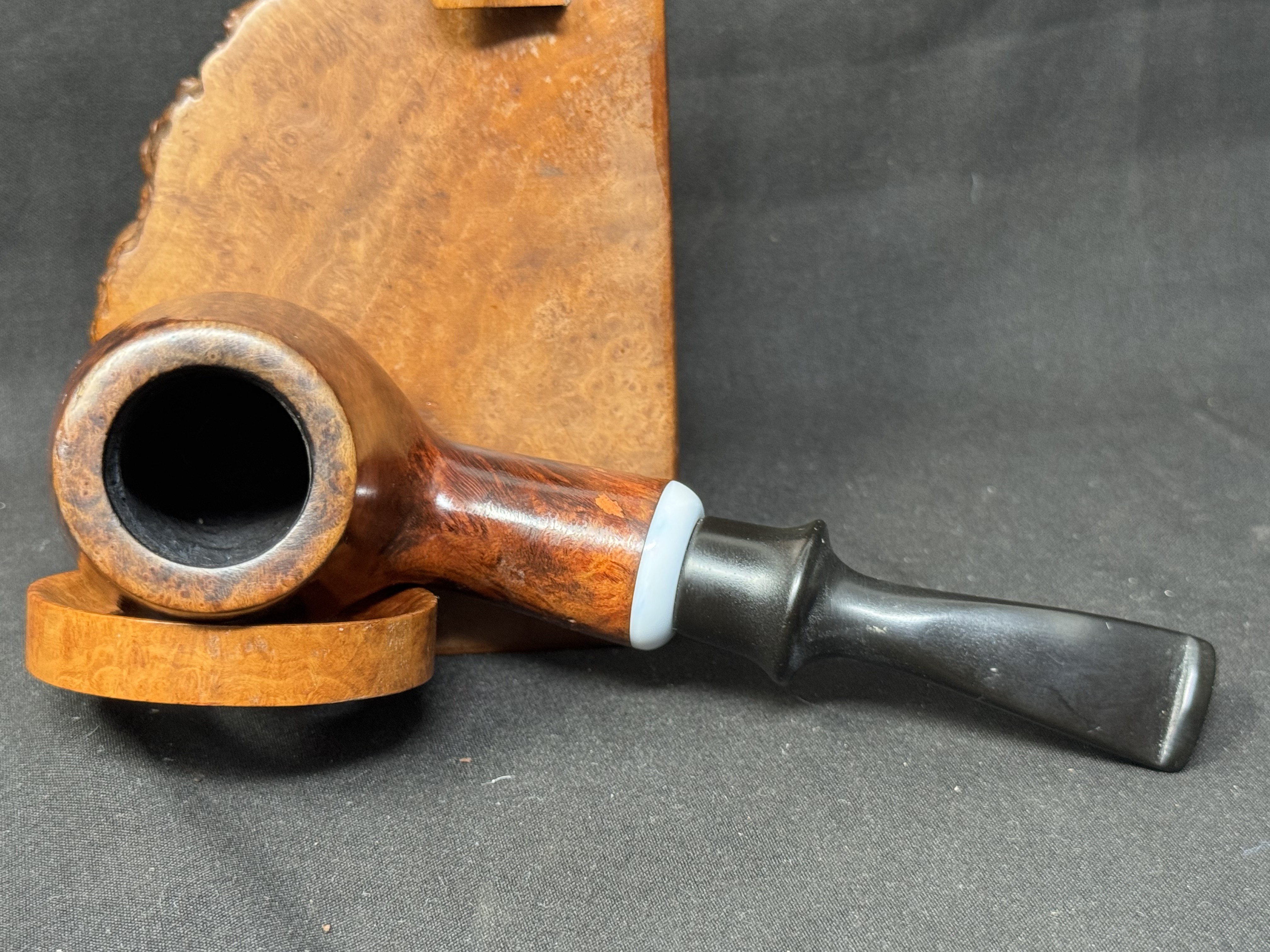 Venini White Band Smooth Bent Apple Estate Pipe - Vintage Briar 5