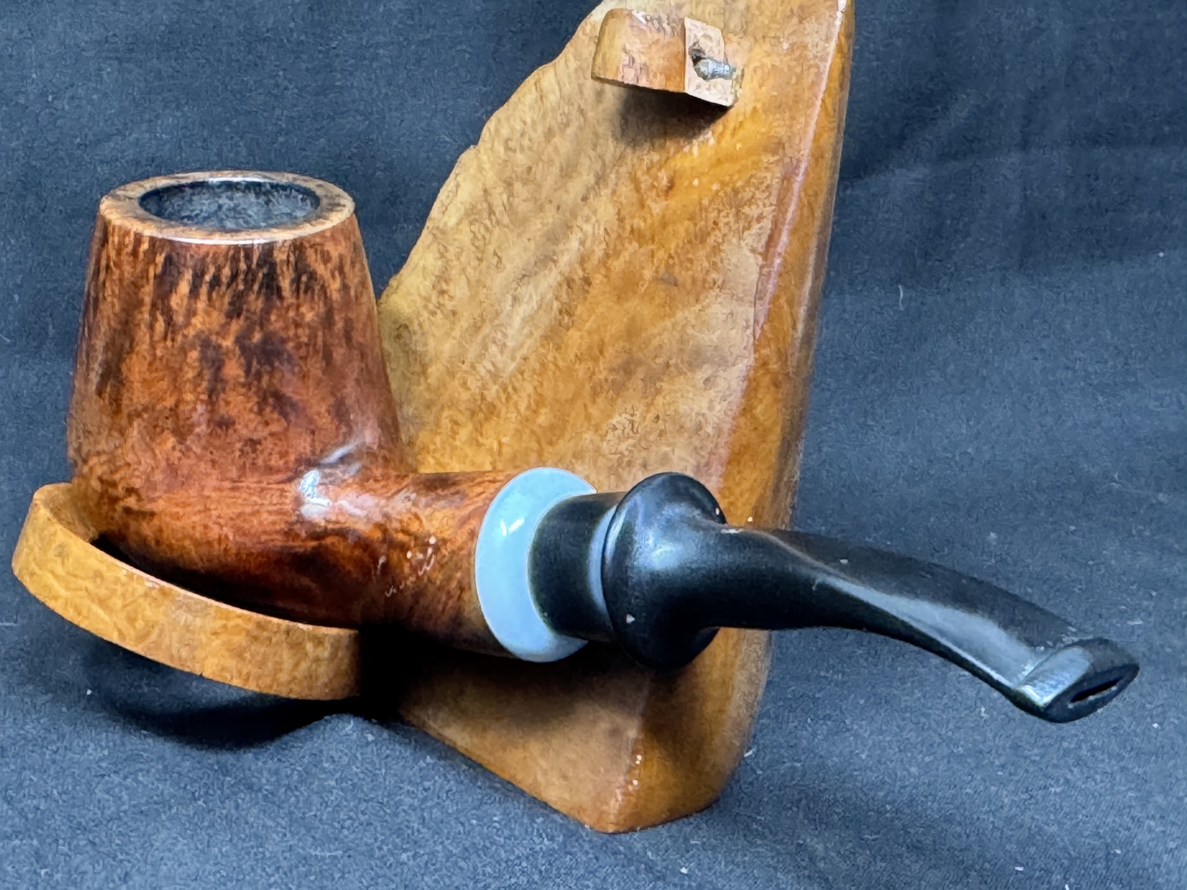 Venini White Band Smooth Bent Apple Estate Pipe - Vintage Briar 7