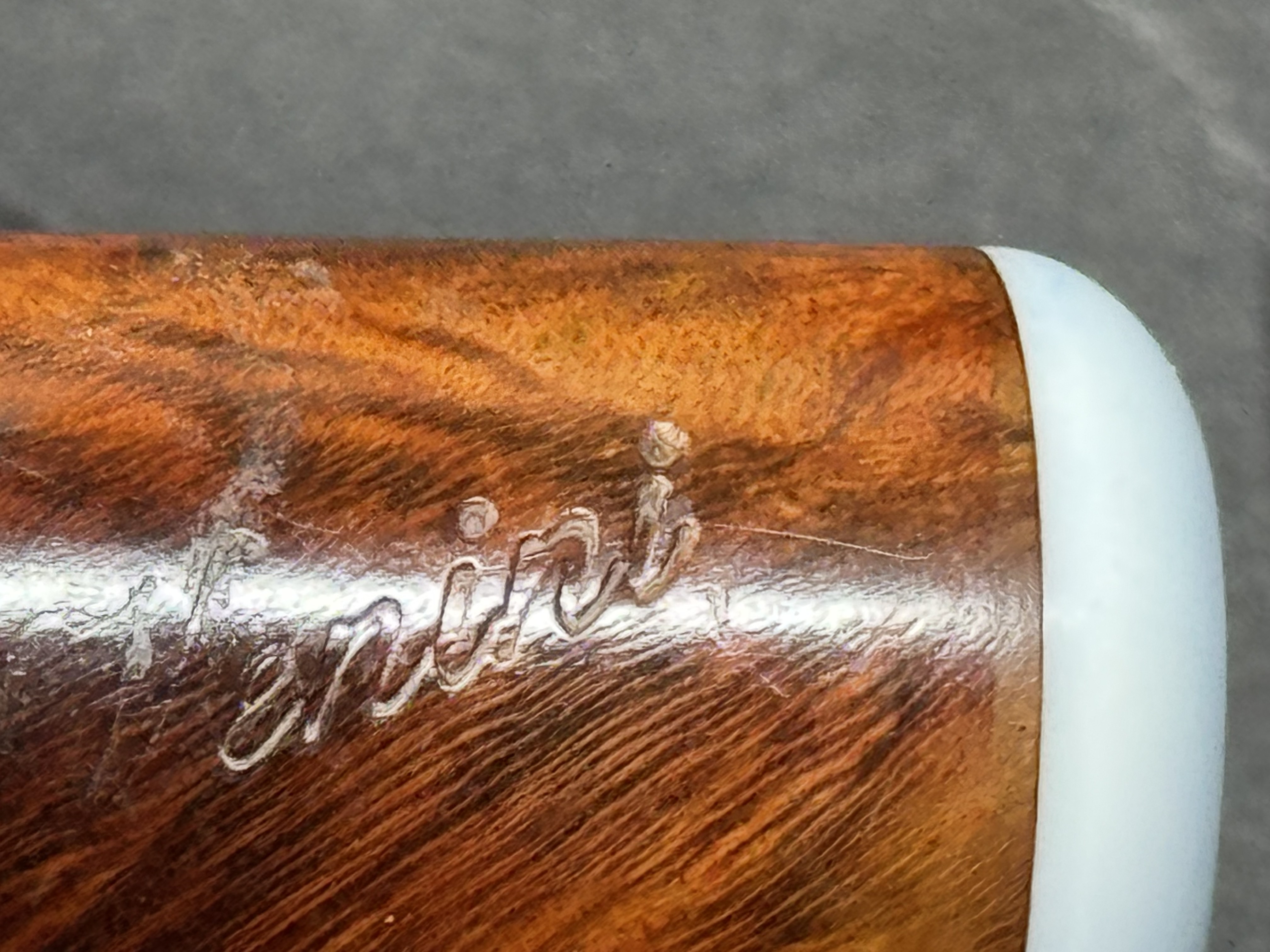 Venini White Band Smooth Bent Apple Estate Pipe - Vintage Briar 11