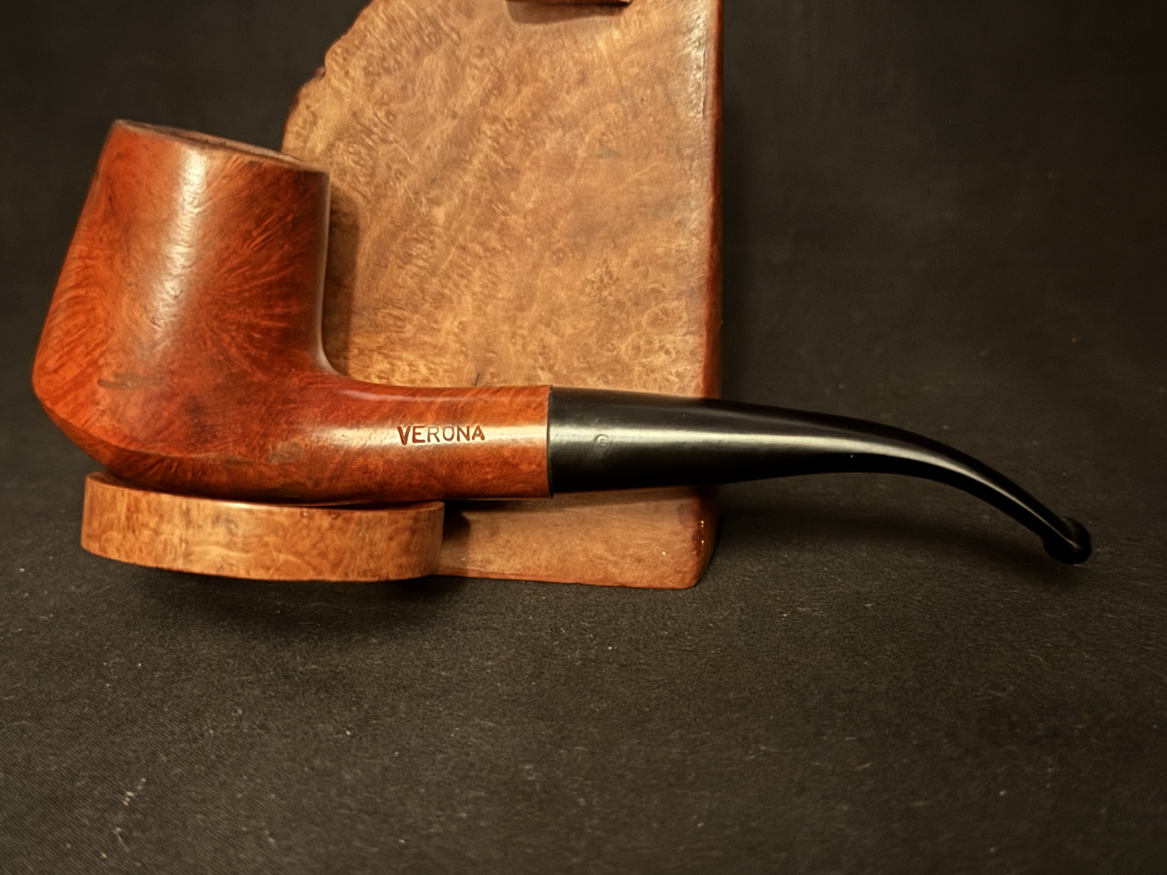 Verona Smooth Bent Volcano Estate Briar Pipe, Vulcanite Stem, 9mm Filter 3