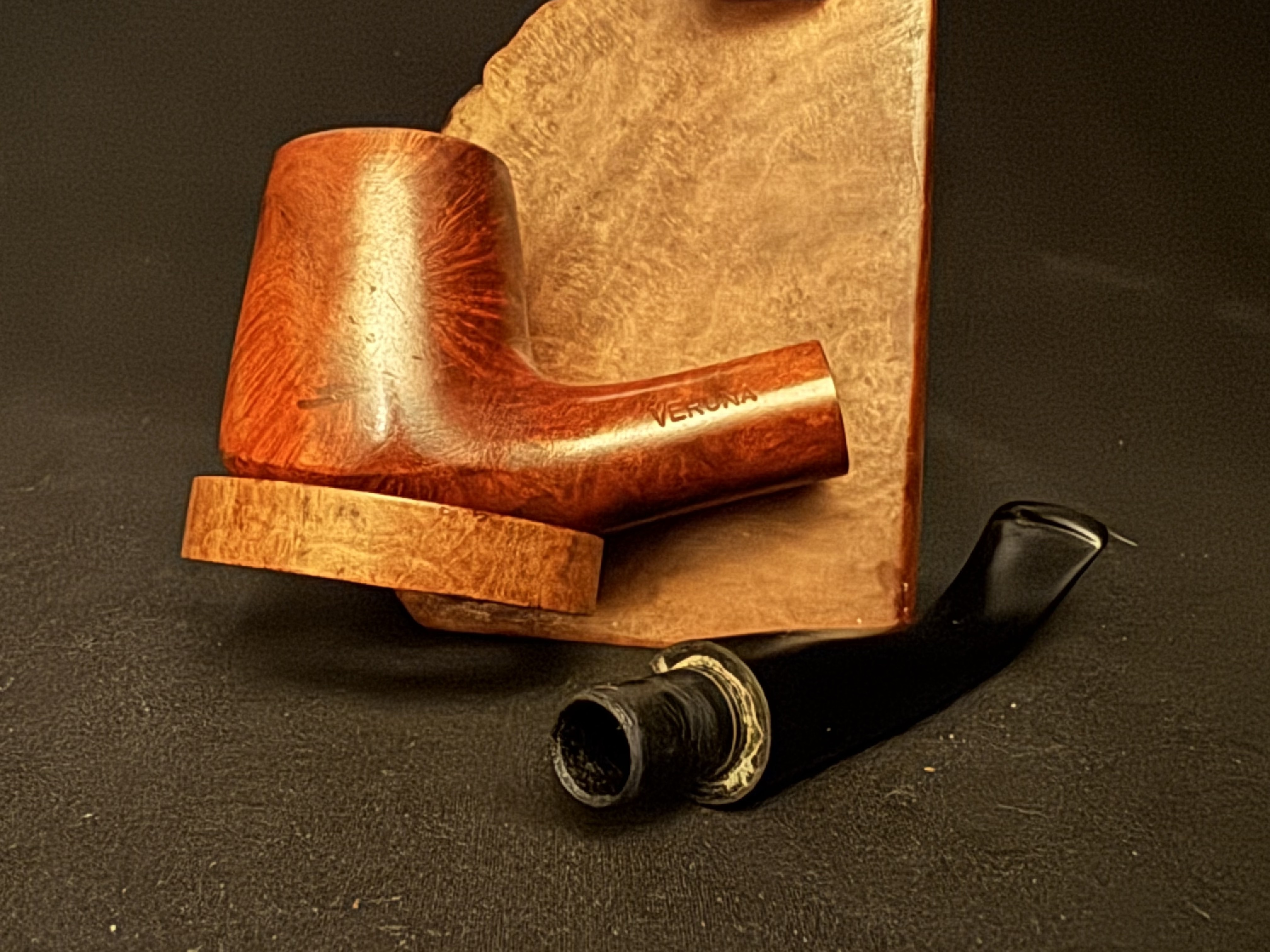 Verona Smooth Bent Volcano Estate Briar Pipe, Vulcanite Stem, 9mm Filter 9