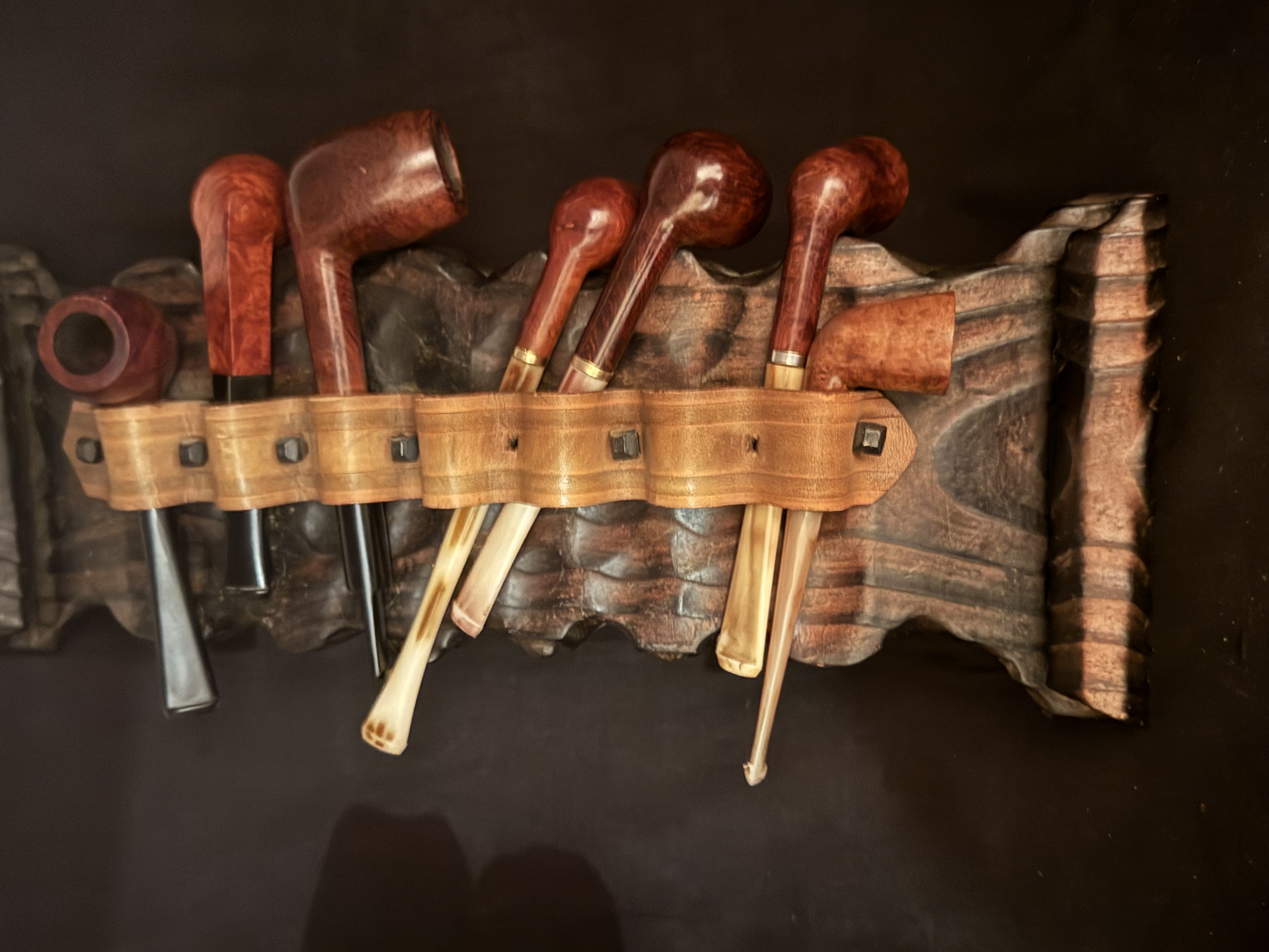 Wooden Pipe Holder for 7 Pipes, Leather Strap - Pre Used 5
