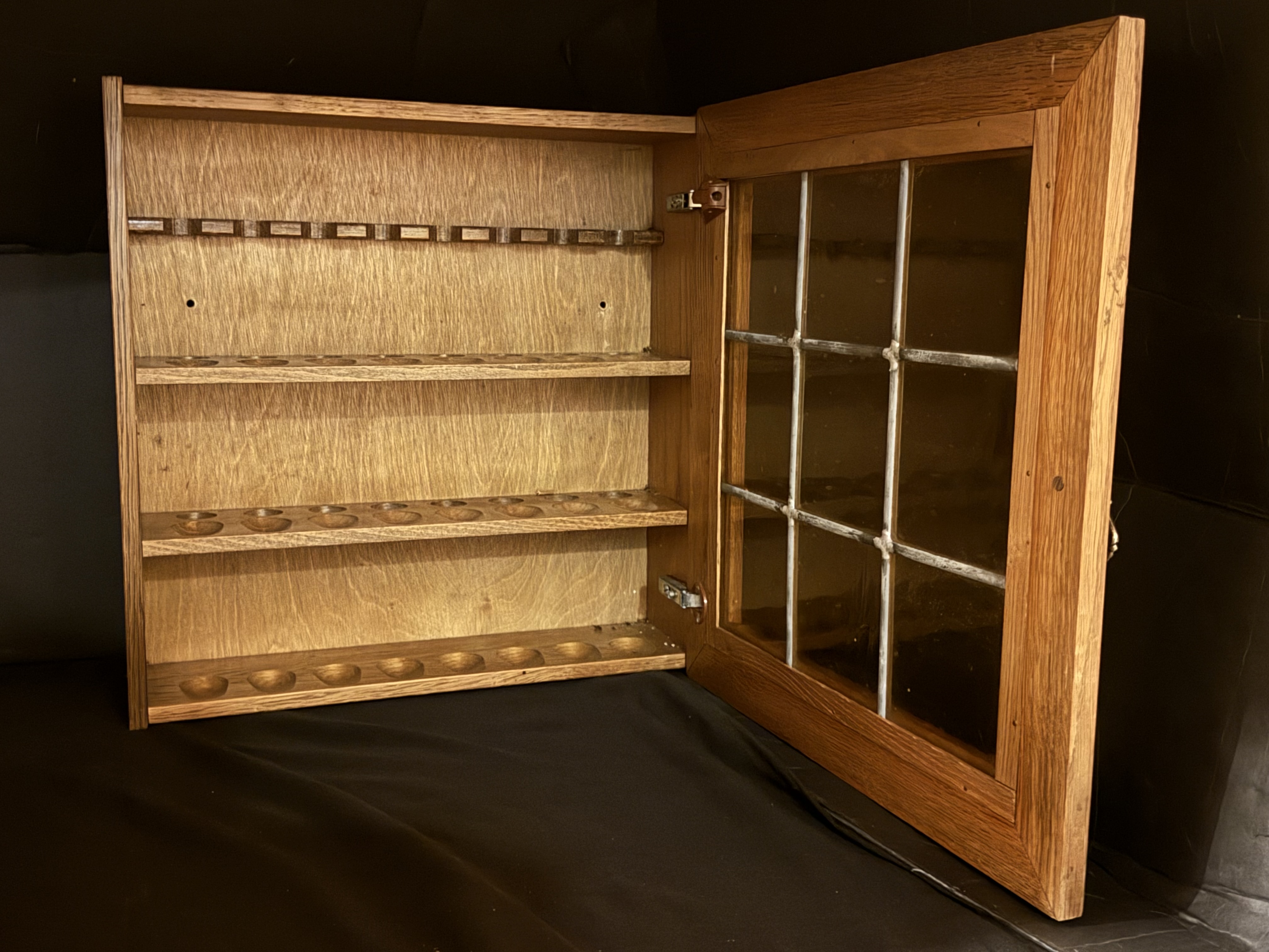 Glass & Acrylic Pipe Display Cabinet for 24 Pipes 2