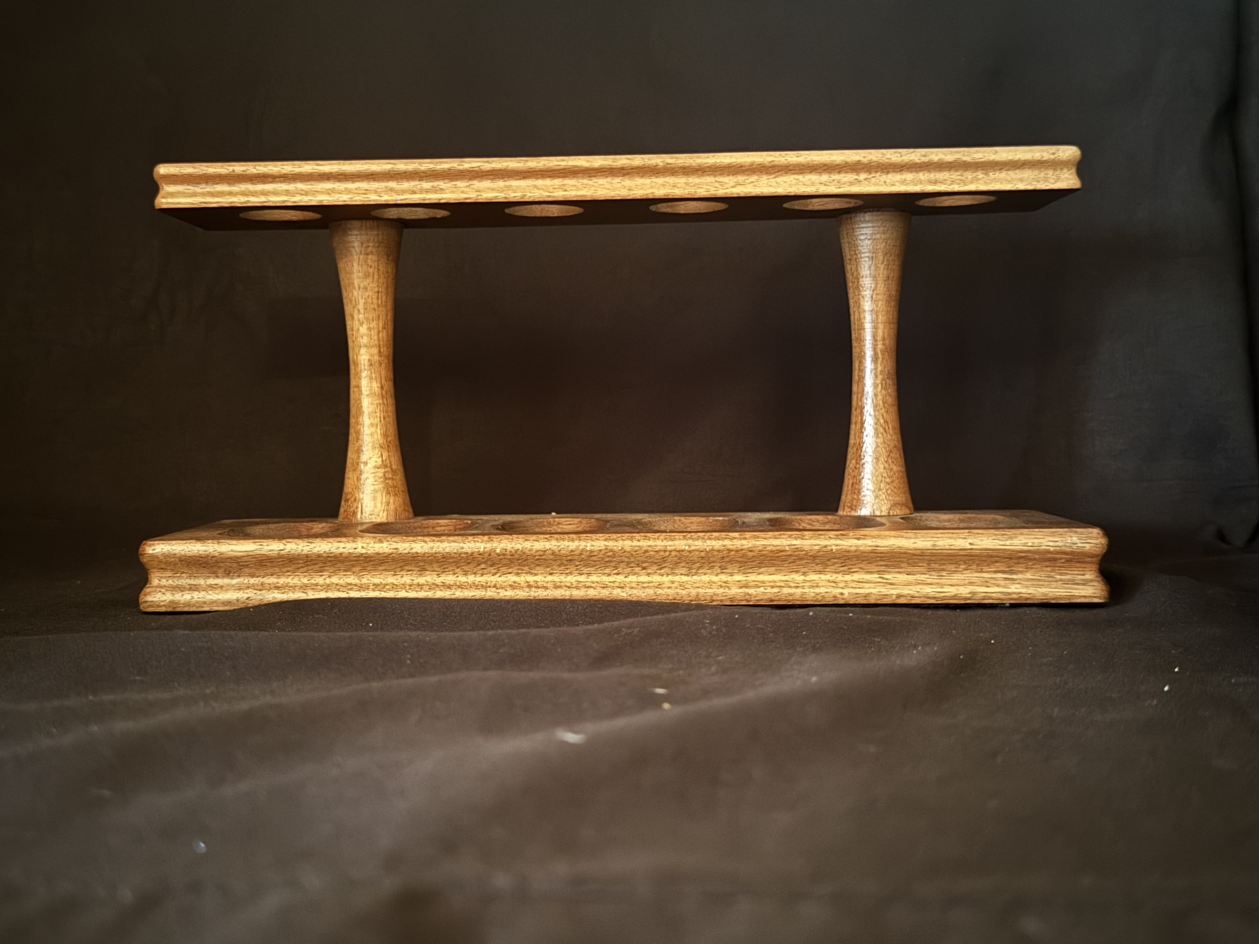 Wooden Pipe Holder for 6 Pipes