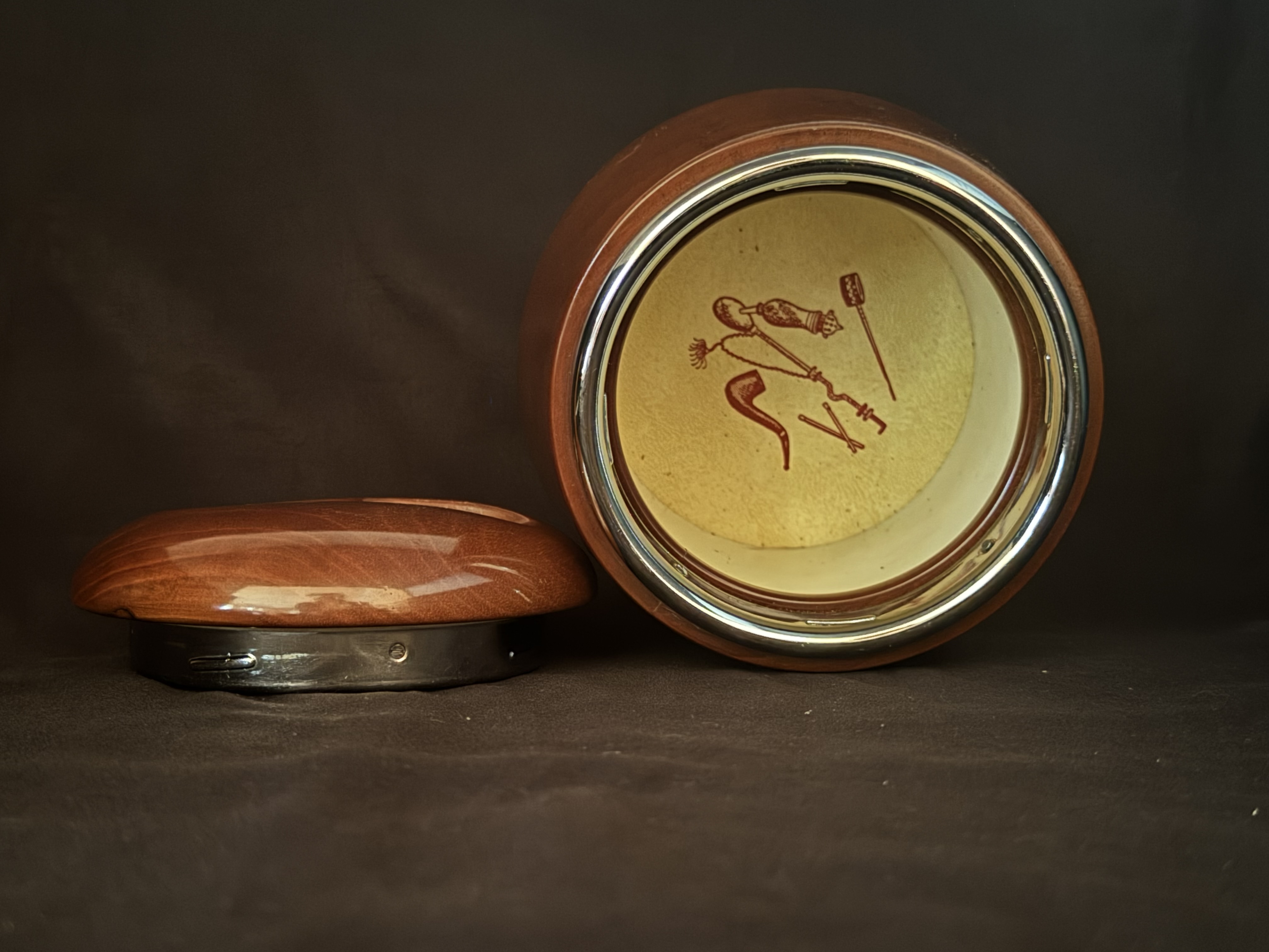Wooden Tobacco Jar with Pipe Holder - Pre-owned 4